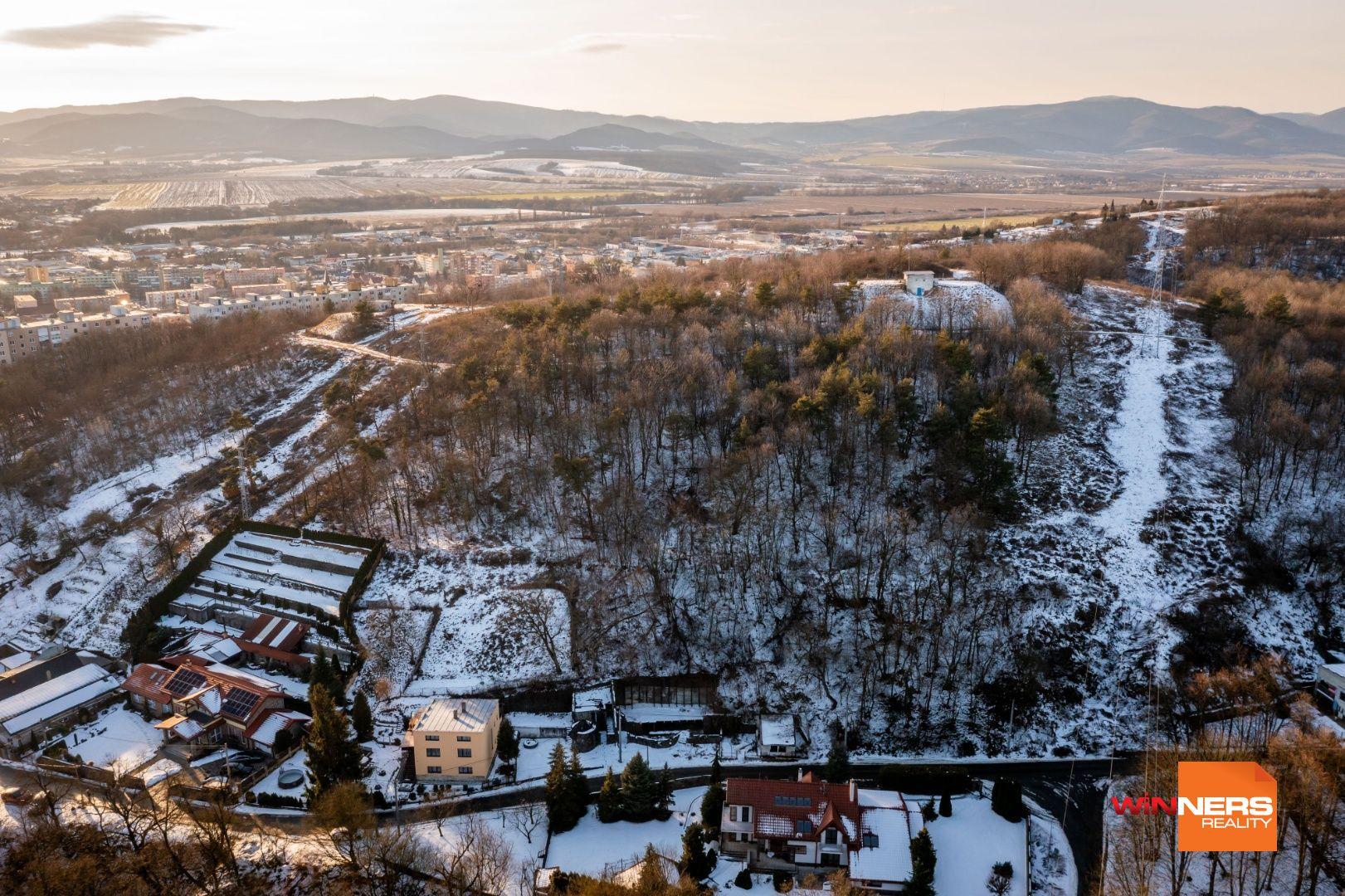 Exkluzívne na predaj pozemok v meste Vranov nad Topľou!