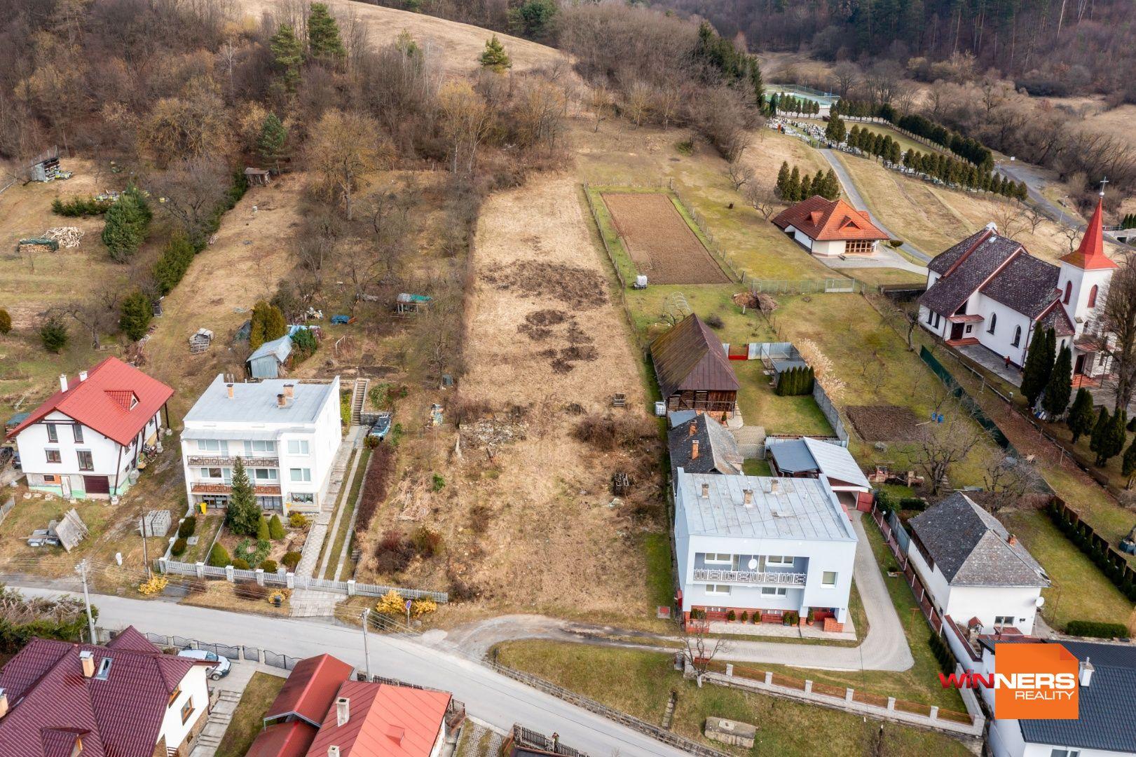 Na predaj lukratívny stavebný pozemok blízko  mesta Humenné- Brestov