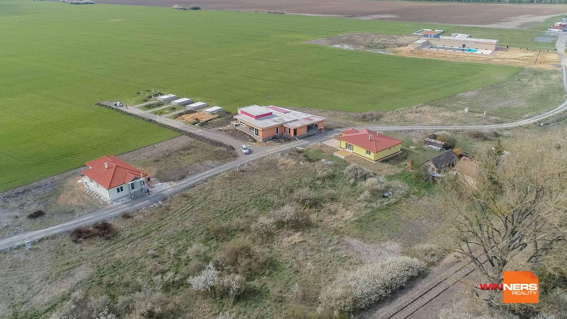 Stavebné  pozemky v blízkosti termálneho kúpaliska Novolandia