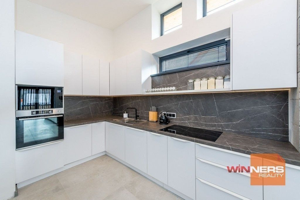 Exkluzívne na predaj štýlová novostavba na Domaši - časť Poľany!!!