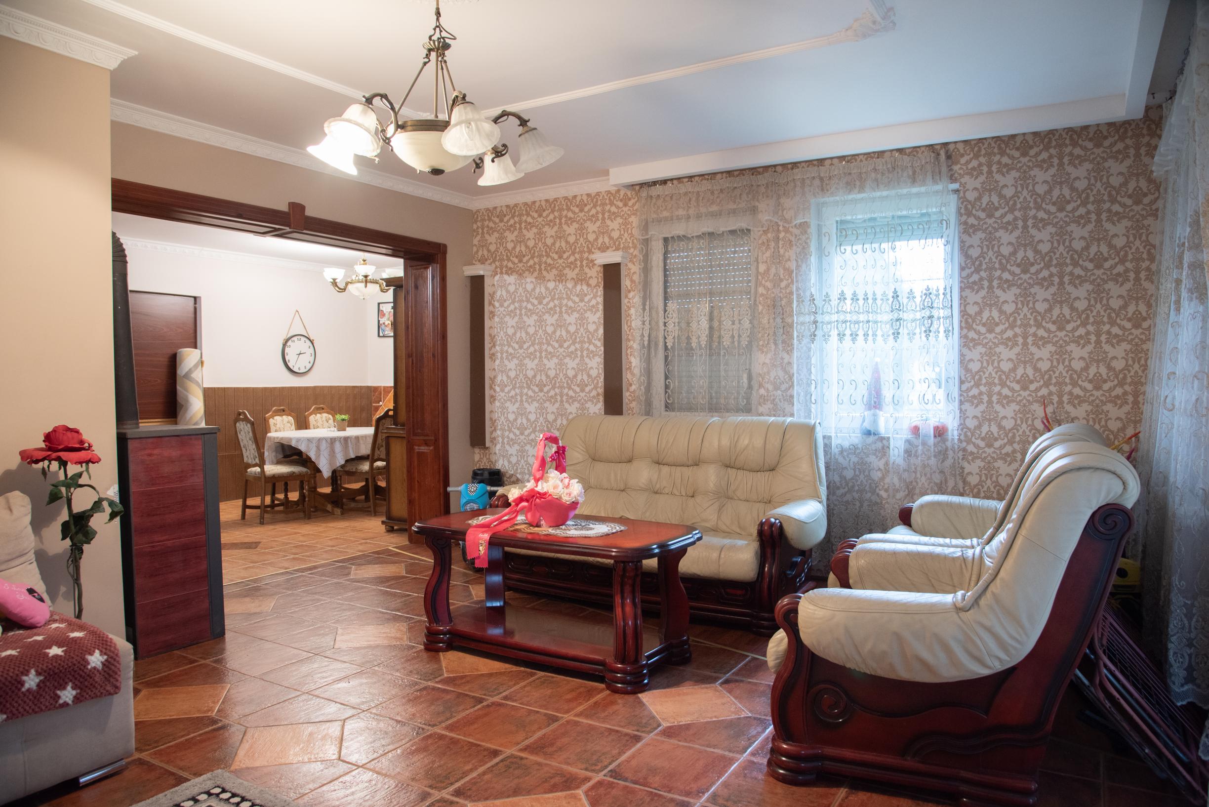 Na predaj priestranný rodinný dom v obci Karcsa - Maďarsko