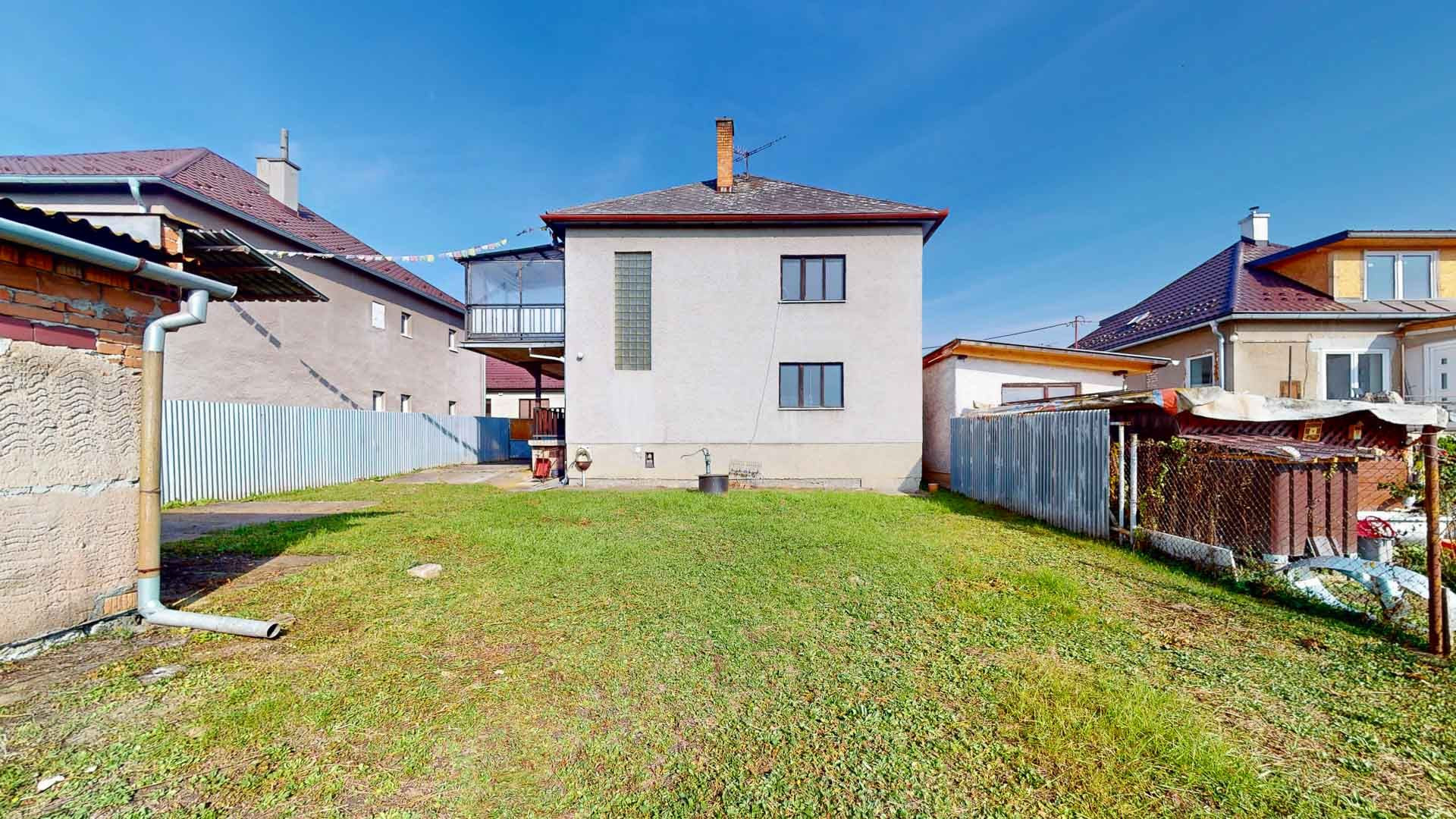 Poschodový rodinný dom neďaleko centra mesta