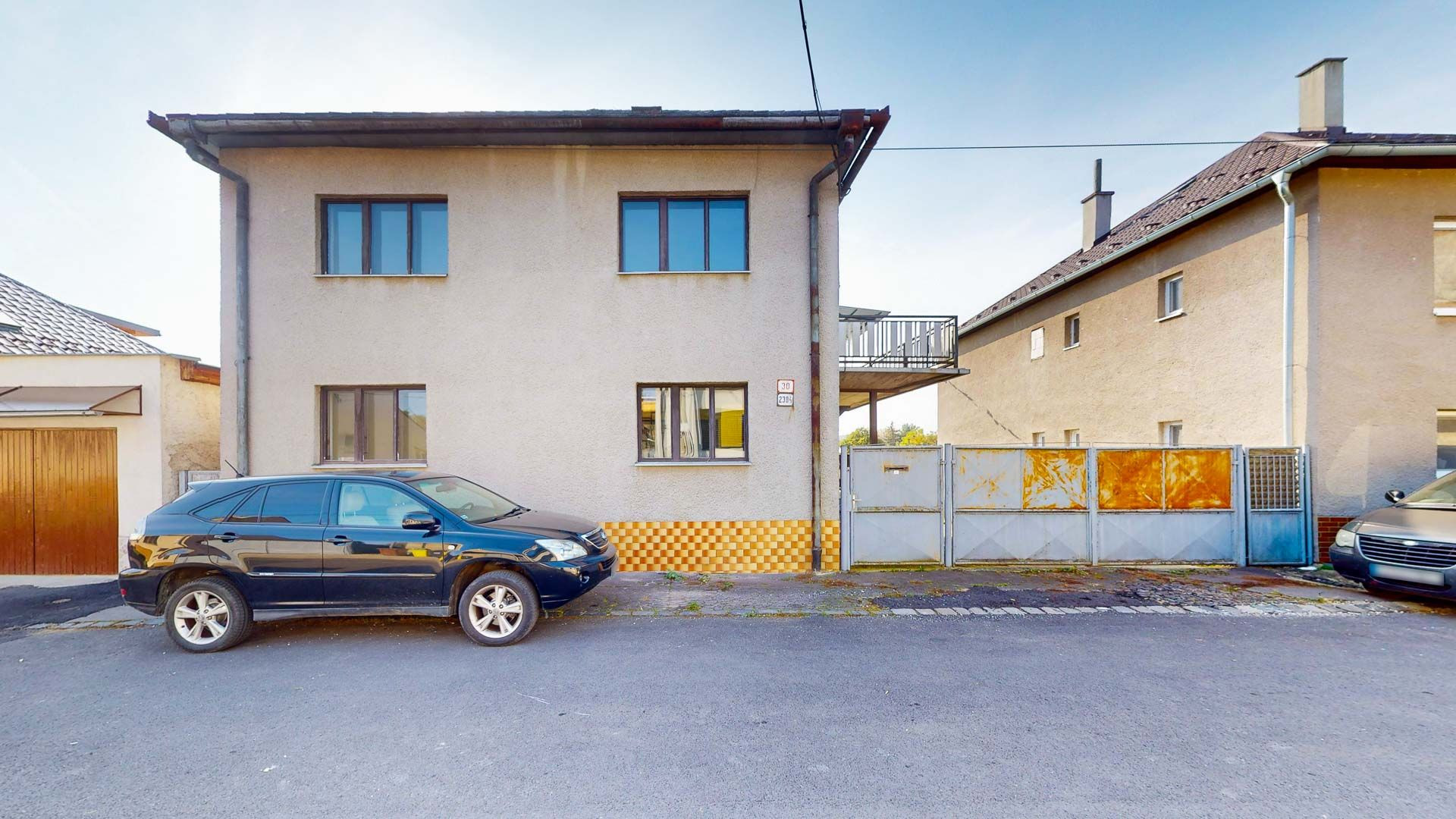 Poschodový rodinný dom neďaleko centra mesta