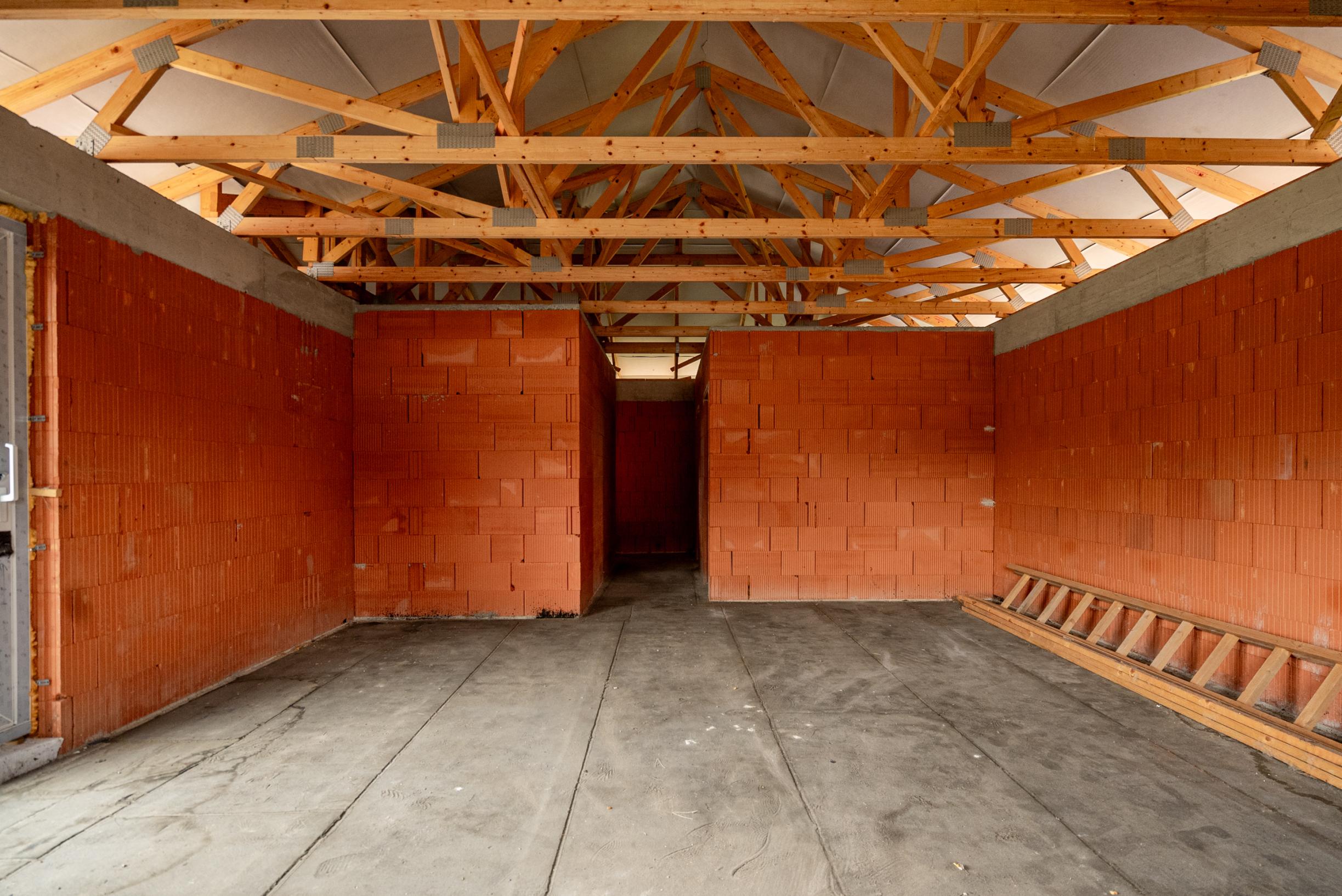 Na predaj 5 izbový rodinný dom vhodný na dokončenie podľa Vašich predstáv