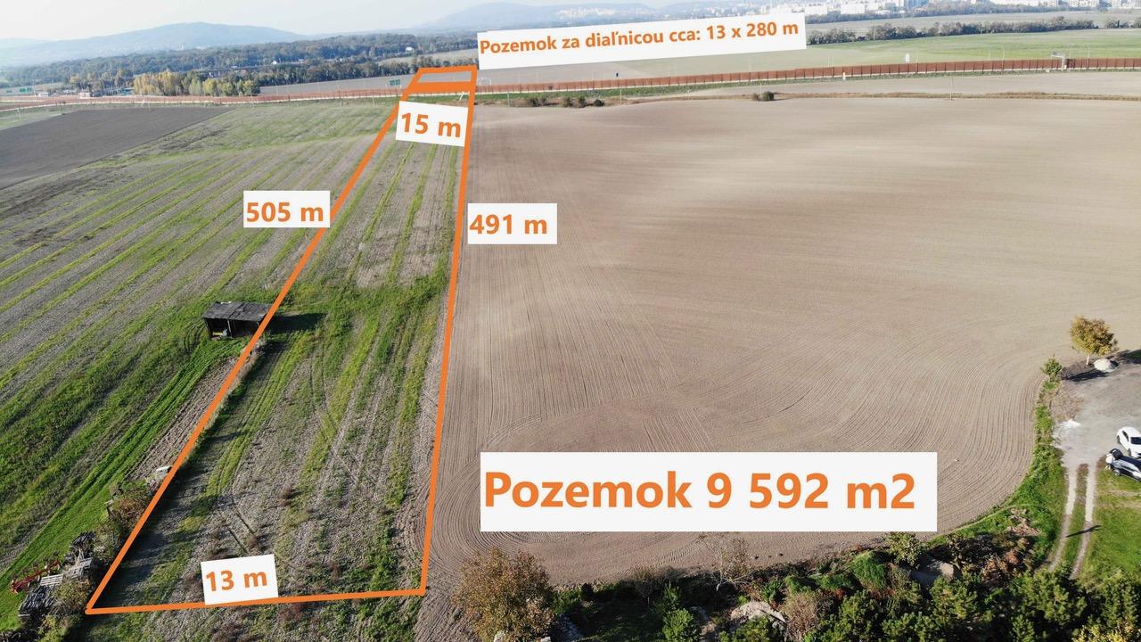 Na predaj stavebný pozemok, 9592 m2, Koreňová ulica, Bratislava - Jarovce Sever