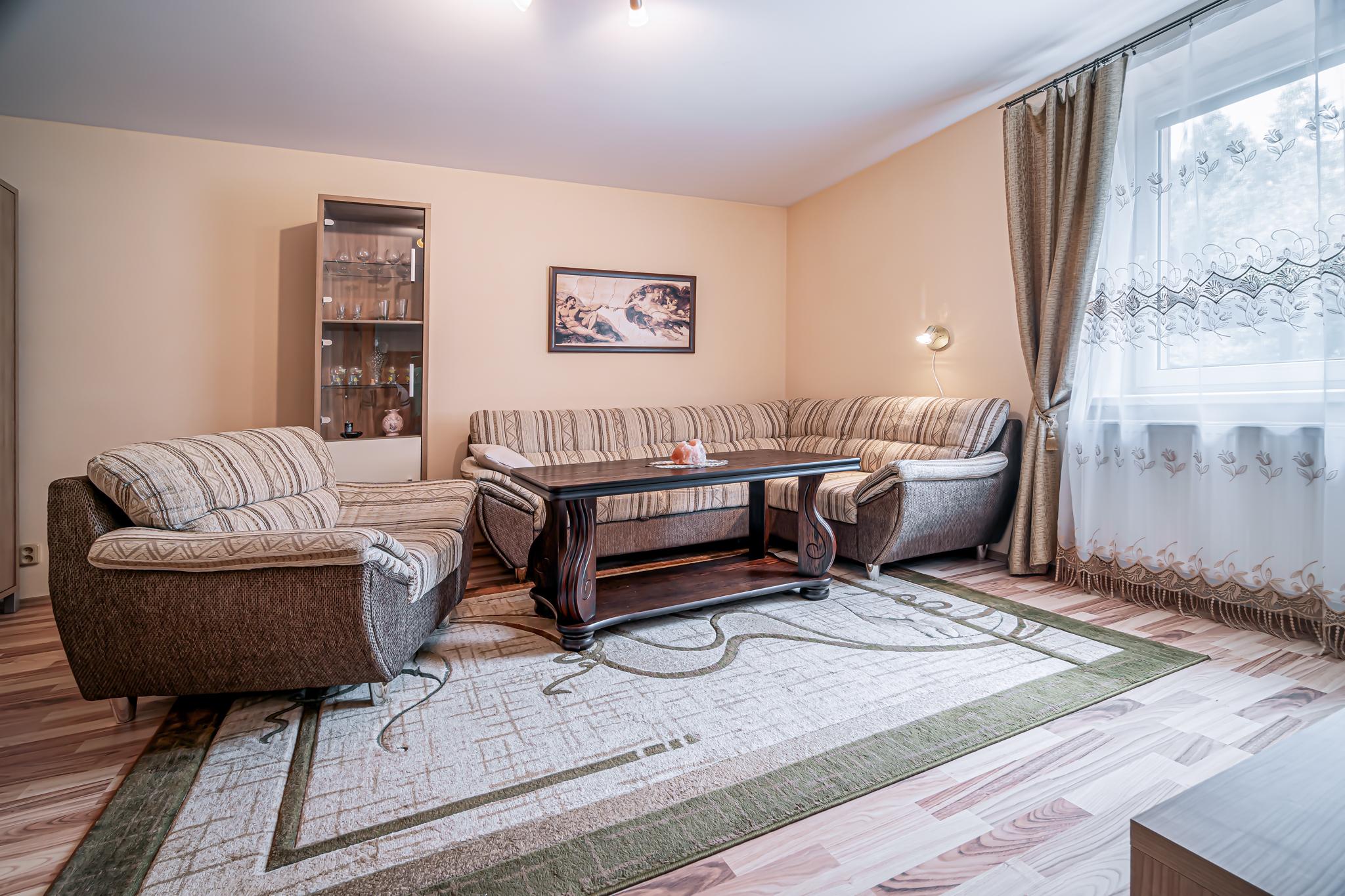 Predaj  pekného 2-izbového bytu s terasou vo Vysokých Tatrách !