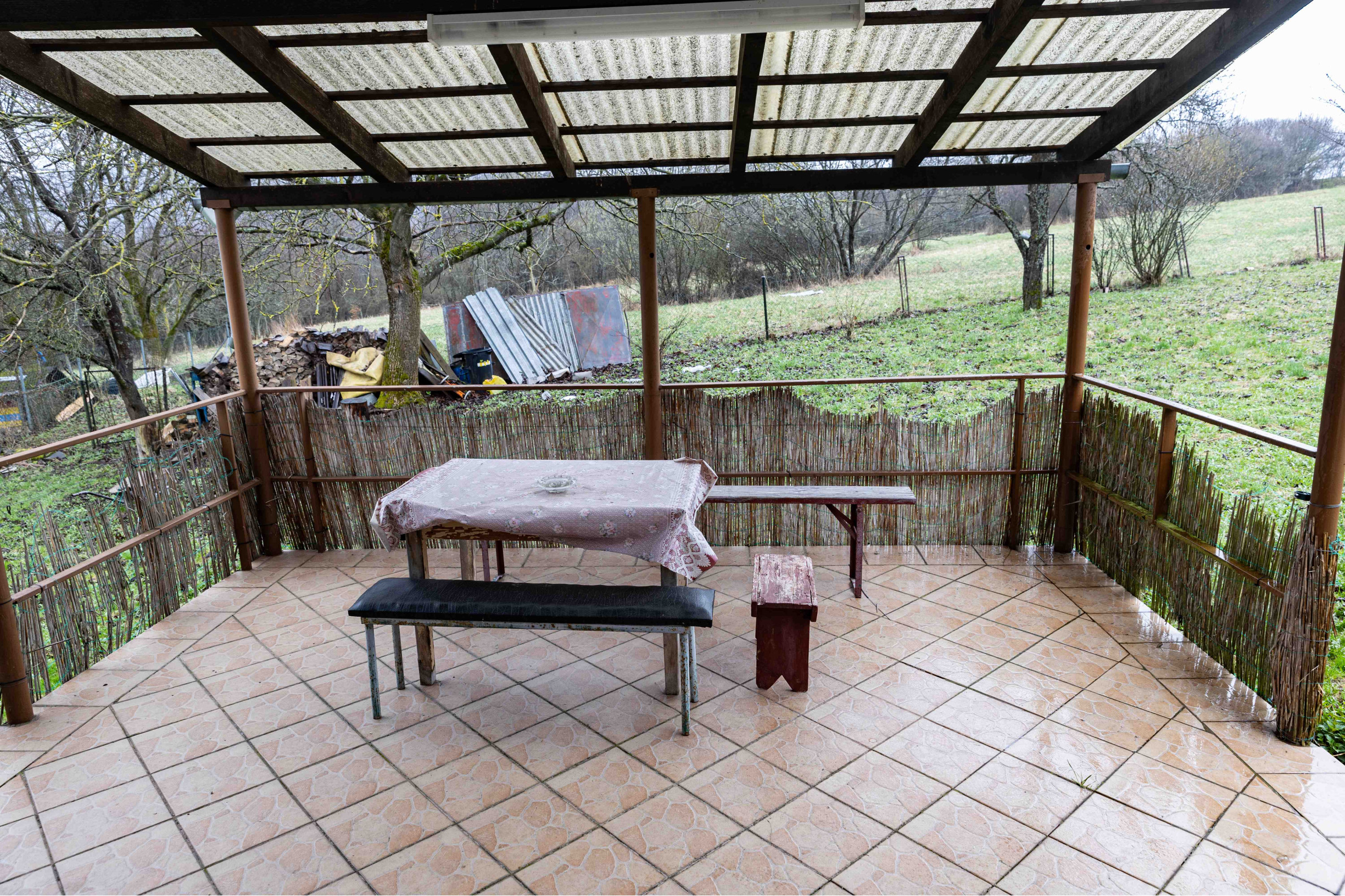 Exkluzívne na predaj   rodinný dom  s ideálnym pozemkom v obci  Čabalovce