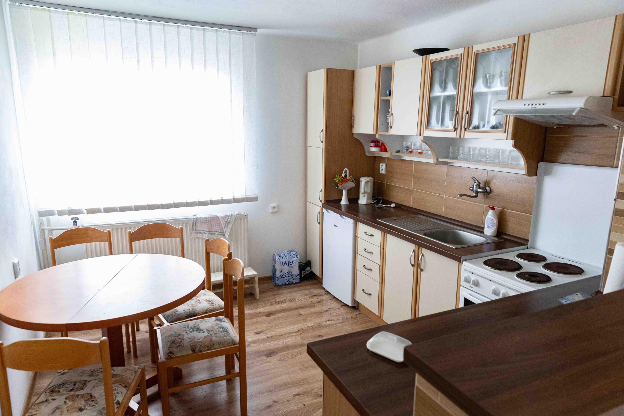 Exkluzívne na predaj   rodinný dom  s ideálnym pozemkom v obci  Čabalovce