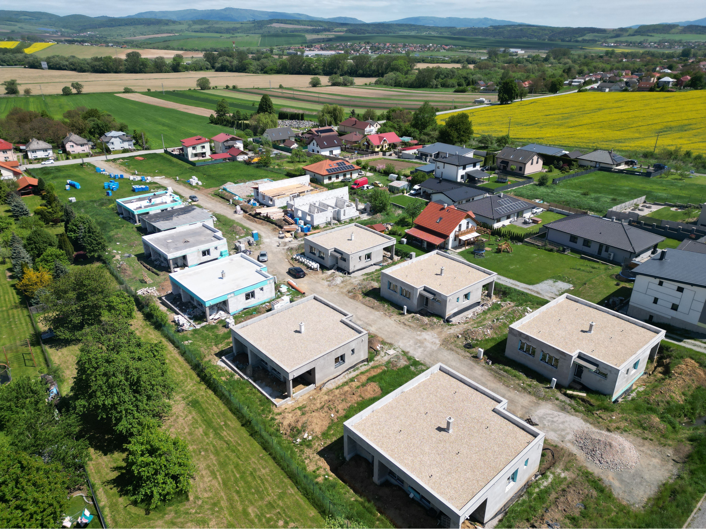 Exkluzívne ponúkame na predaj Developerský projekt NOVOSTAVBY JANOVÍK.