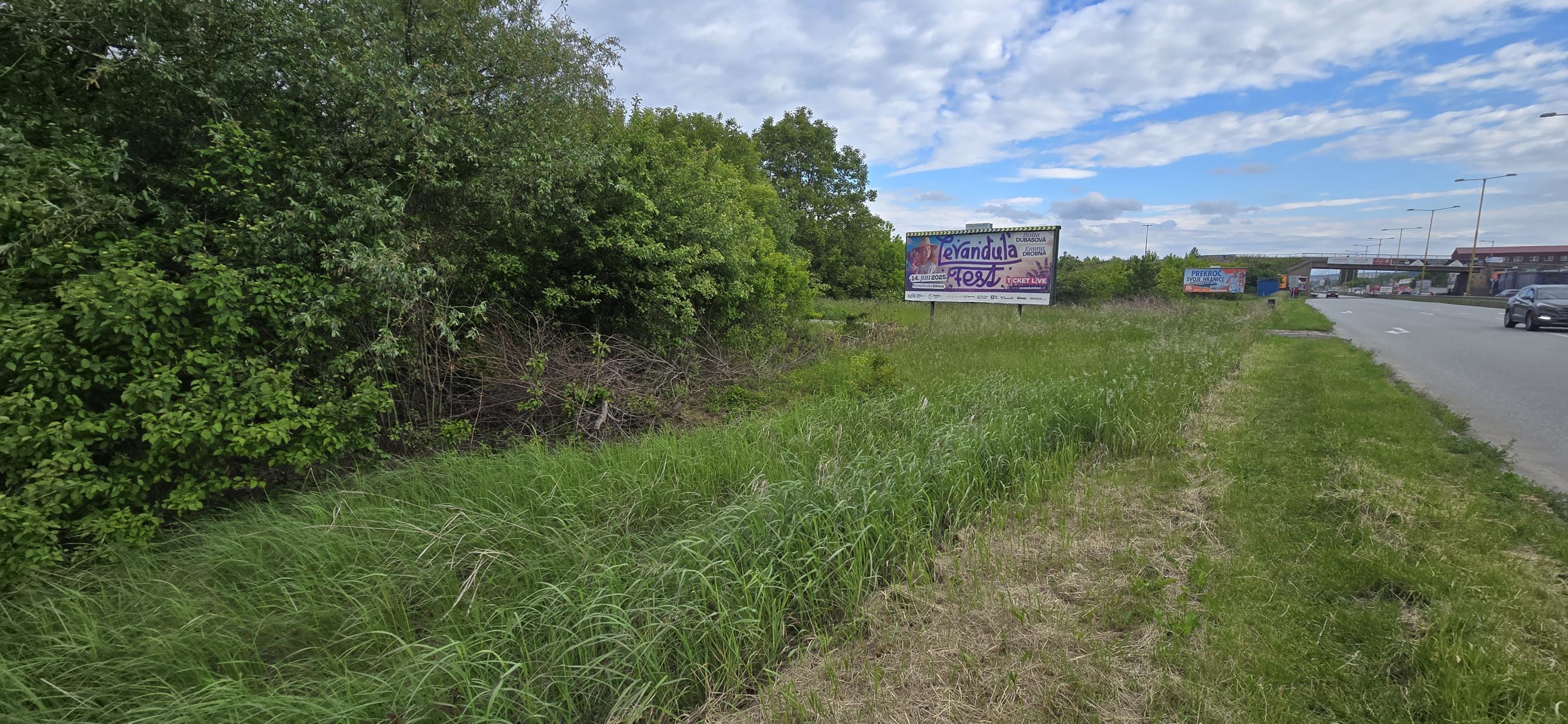Na predaj investičný pozemok, 13 árov,  Južné nábrežie v Košiciach