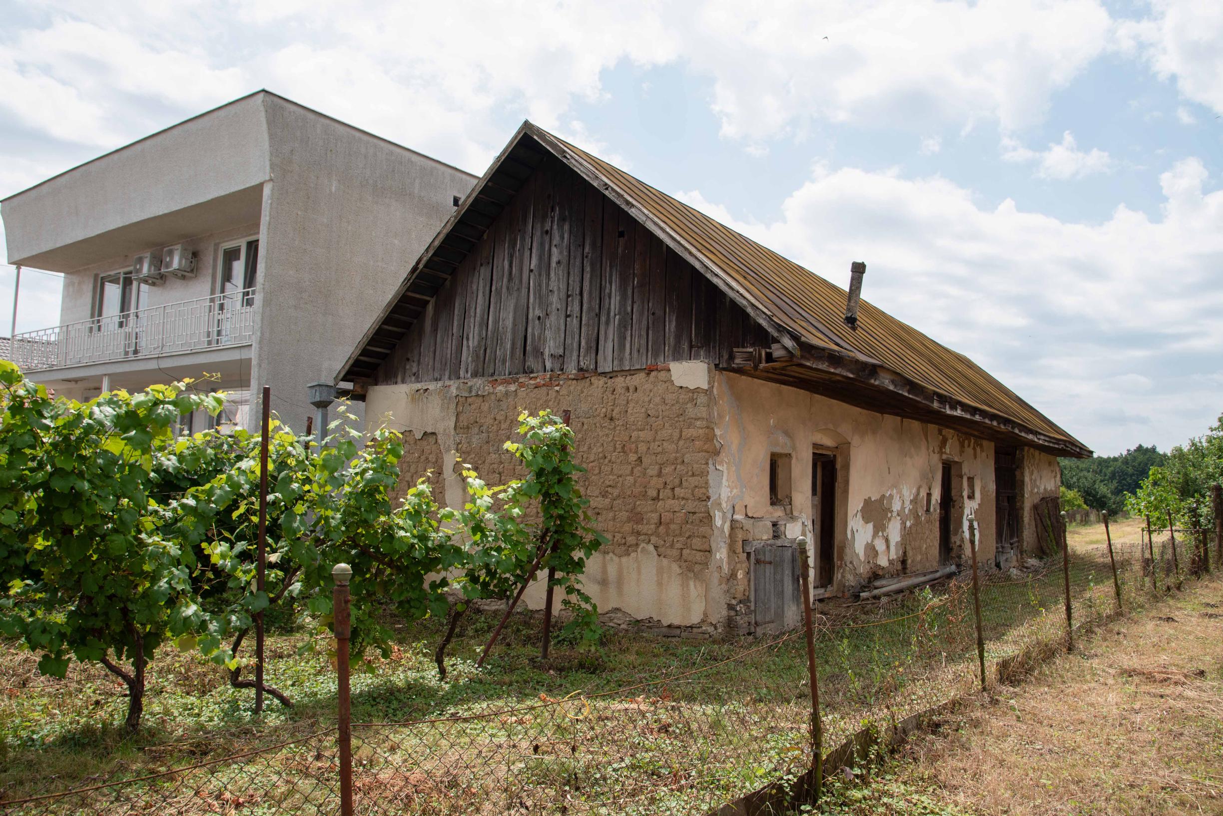 Exkluzívne na predaj stavebný pozemok o výmere 1070 m2 v obci Soľnička