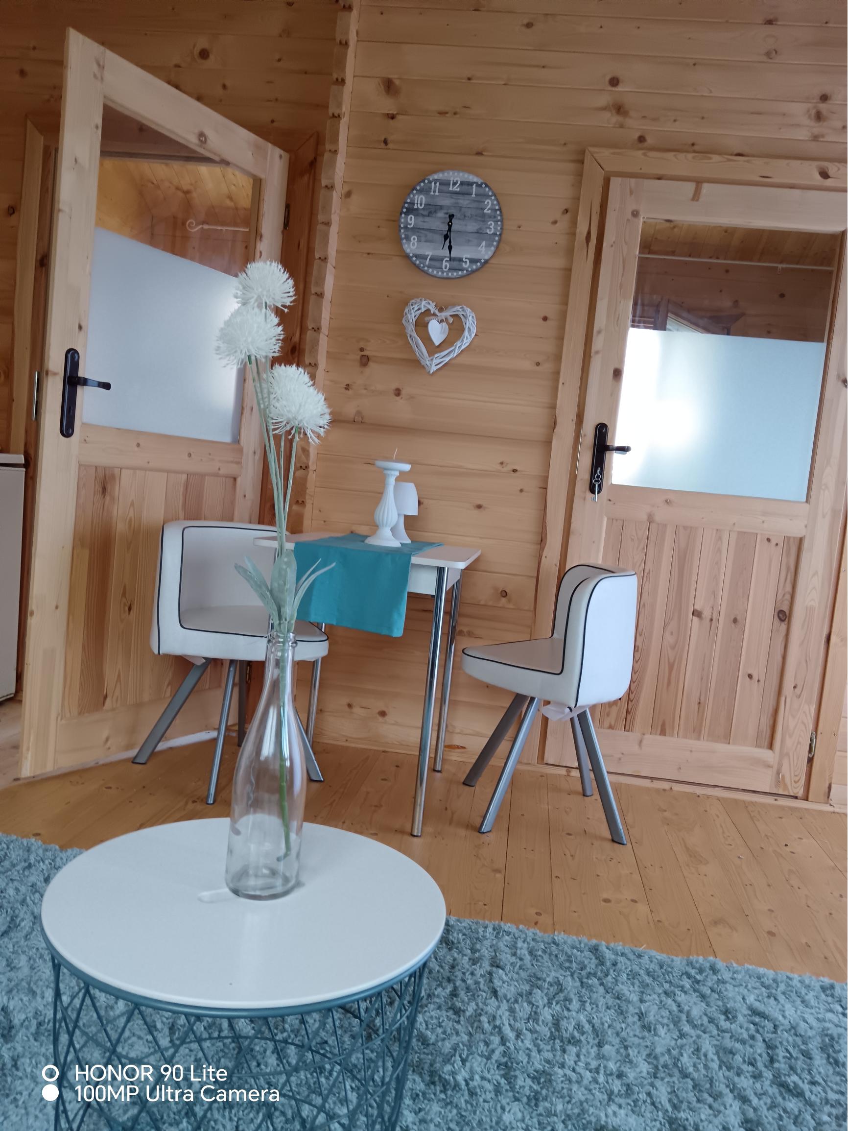 Na predaj štýlová chatka s rozsiahlym pozemkom, Novajidrány, Maďarsko