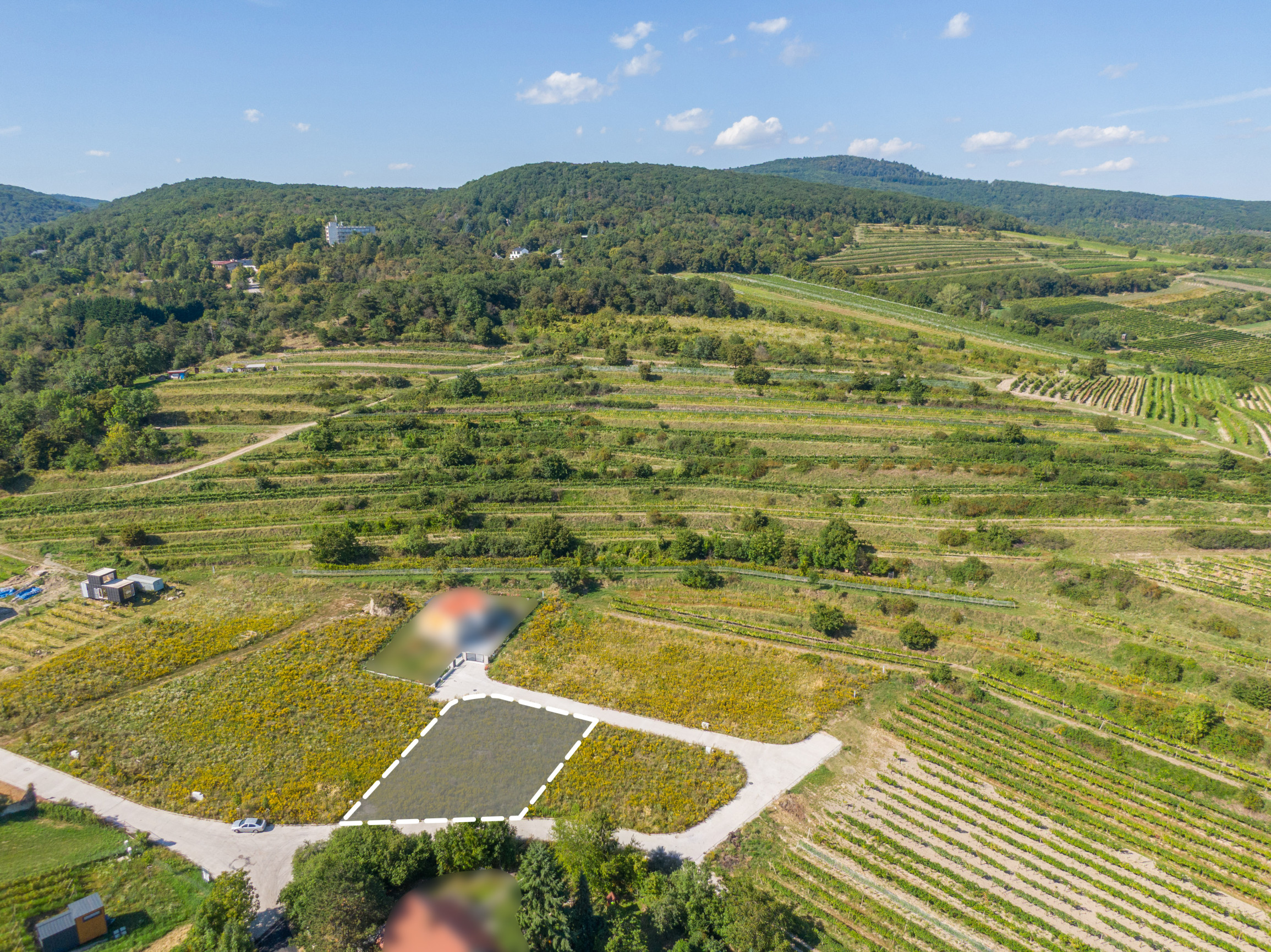 MODRA: PONUKA LUKRATÍVNEHO STAVEBNÉHO POZEMKU