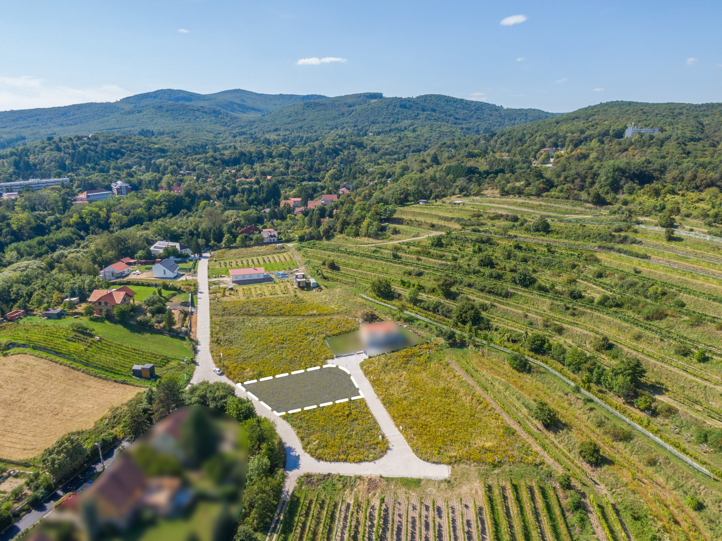 MODRA: PONUKA LUKRATÍVNEHO STAVEBNÉHO POZEMKU