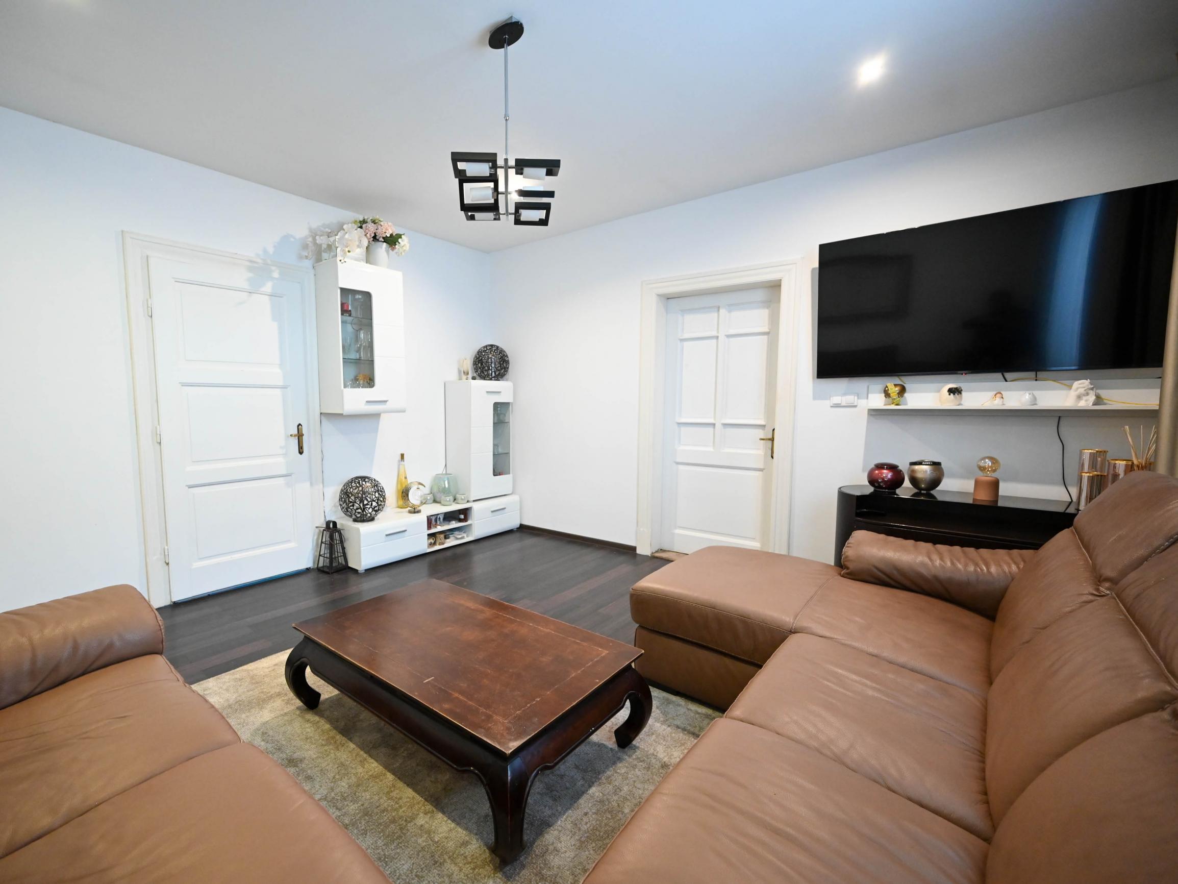 Predaj, 6 izb. Rodinný dom + prístavba (garsónka) Bučany, Trnava