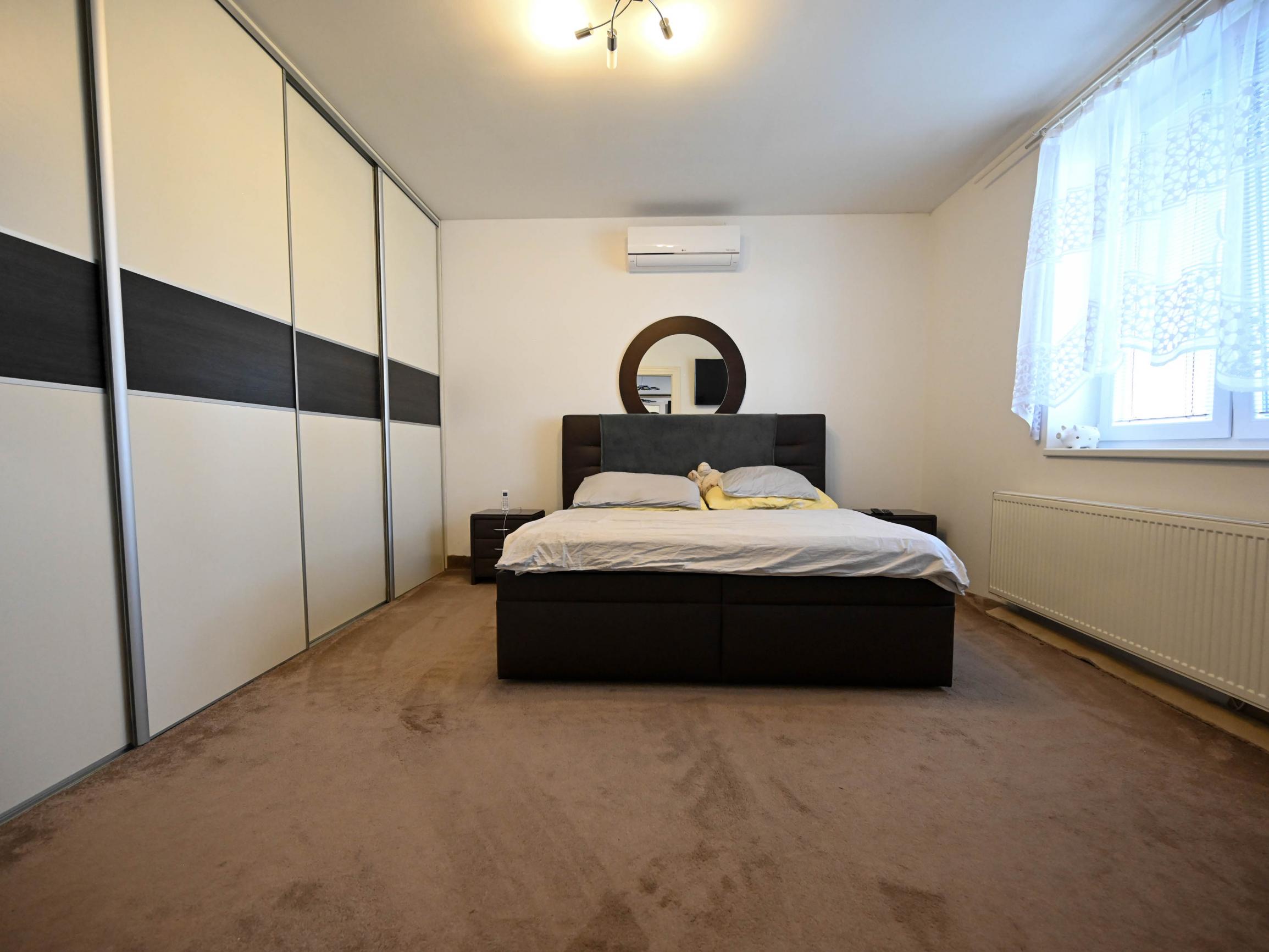 Predaj, 6 izb. Rodinný dom + prístavba (garsónka) Bučany, Trnava