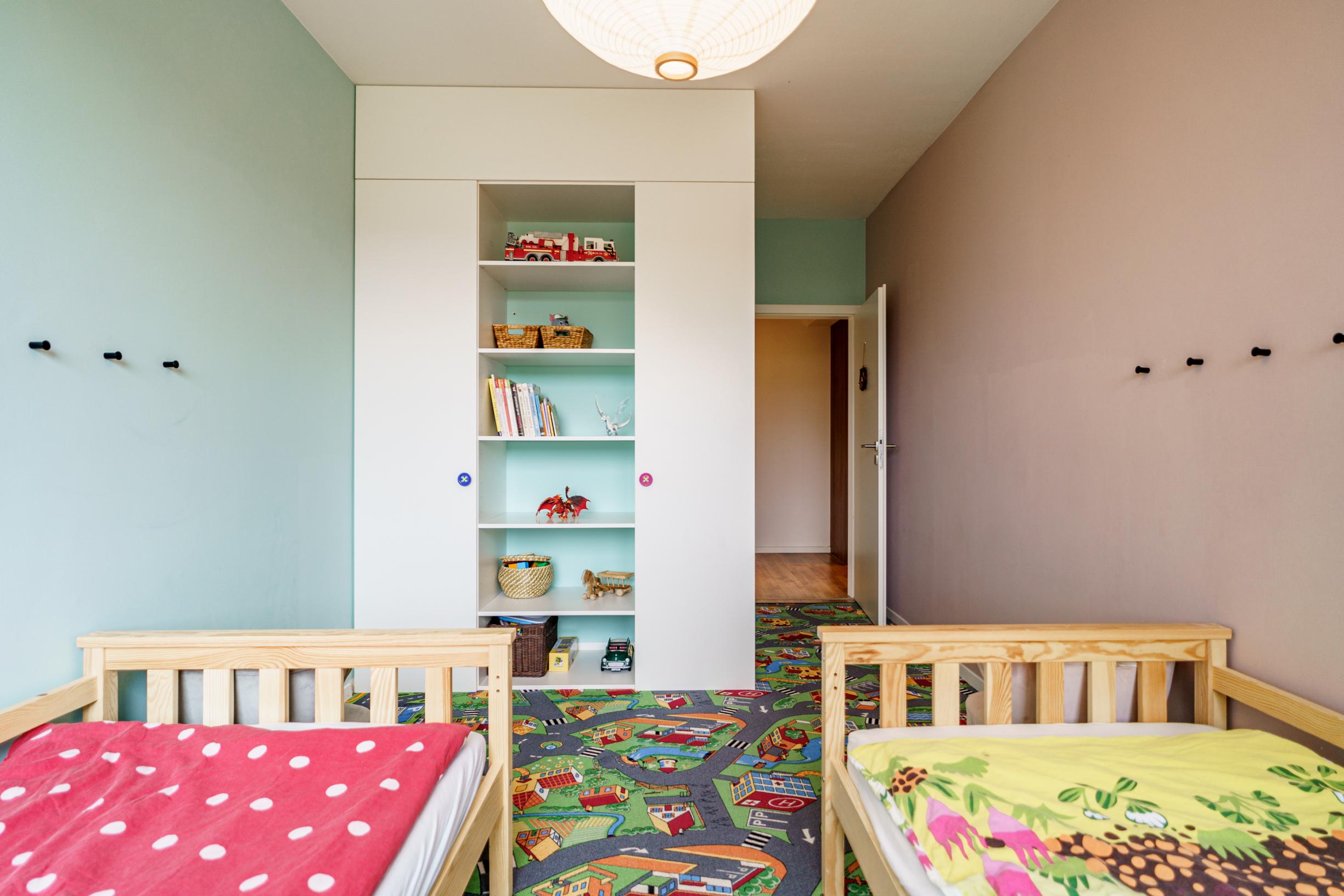 NA PRENÁJOM: Novostavba klimatizovaný 3-izb. byt 63,99m2 s garážovým parkovacím státím a pivnicou