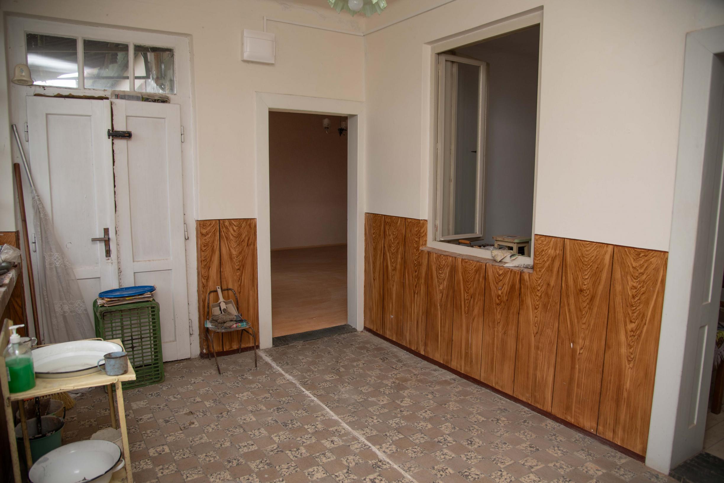 EXKLUZÍVNE vám ponúkame na predaj dva rodinné domy s veľkým pozemkom