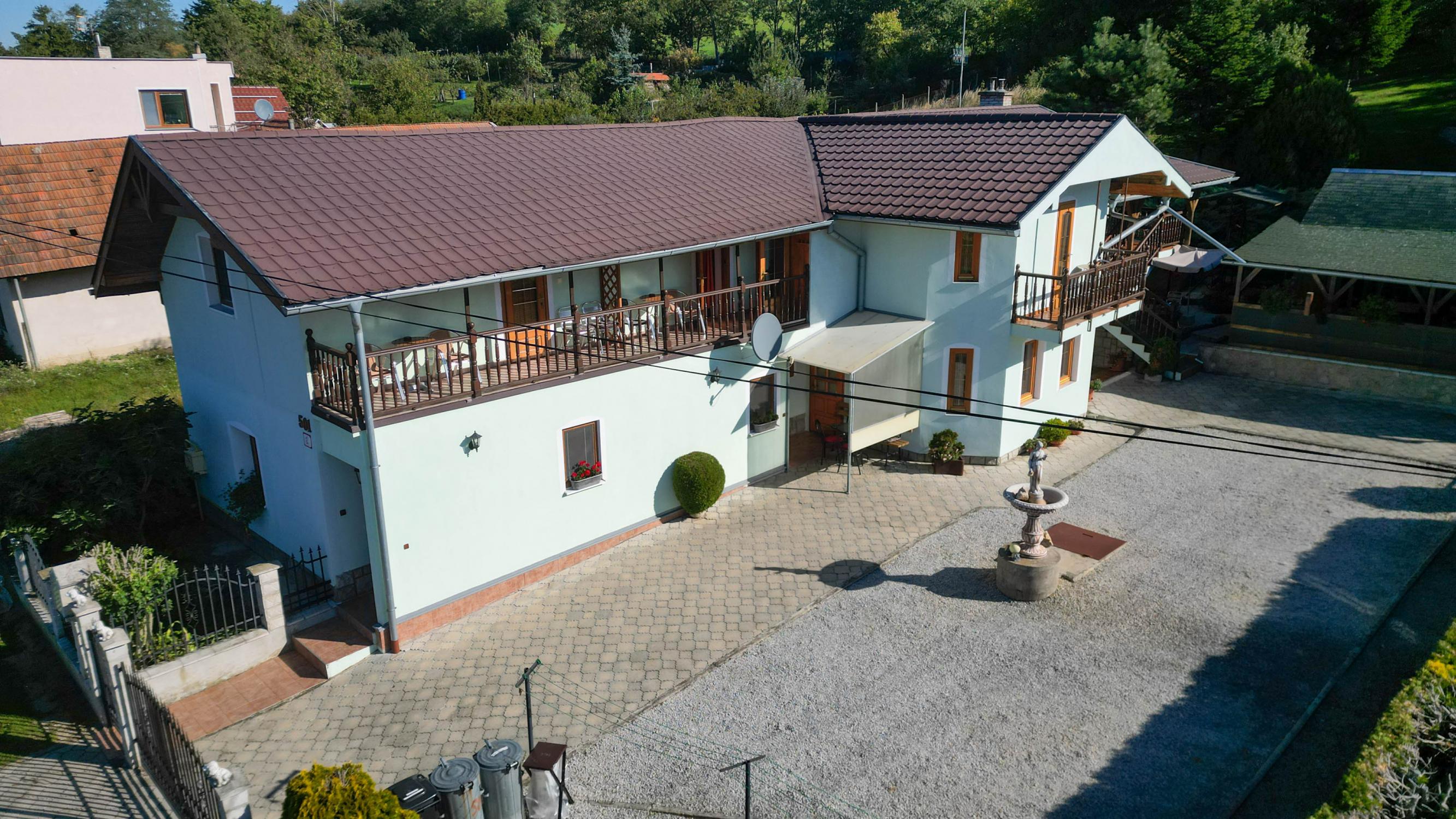 Na predaj penzión / rekreačný dom v obci Trávnica , Nové Zámky – len 3 km od termálneho kúpaliska Podhájska