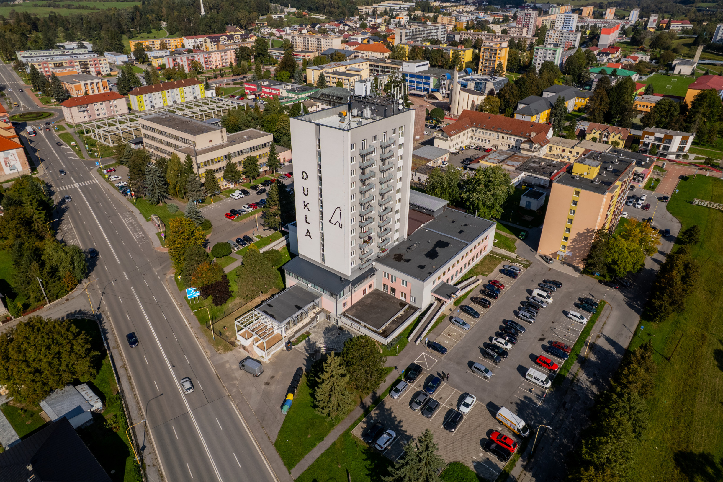 Polyfunkčný objekt s bytovou a komerčnou časťou so stabilným cashflow ideálny na investíciu v meste Svidník.