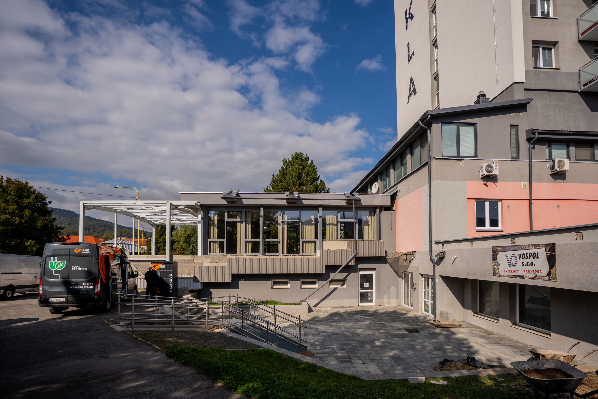 Polyfunkčný objekt s bytovou a komerčnou časťou so stabilným cashflow ideálny na investíciu v meste Svidník.