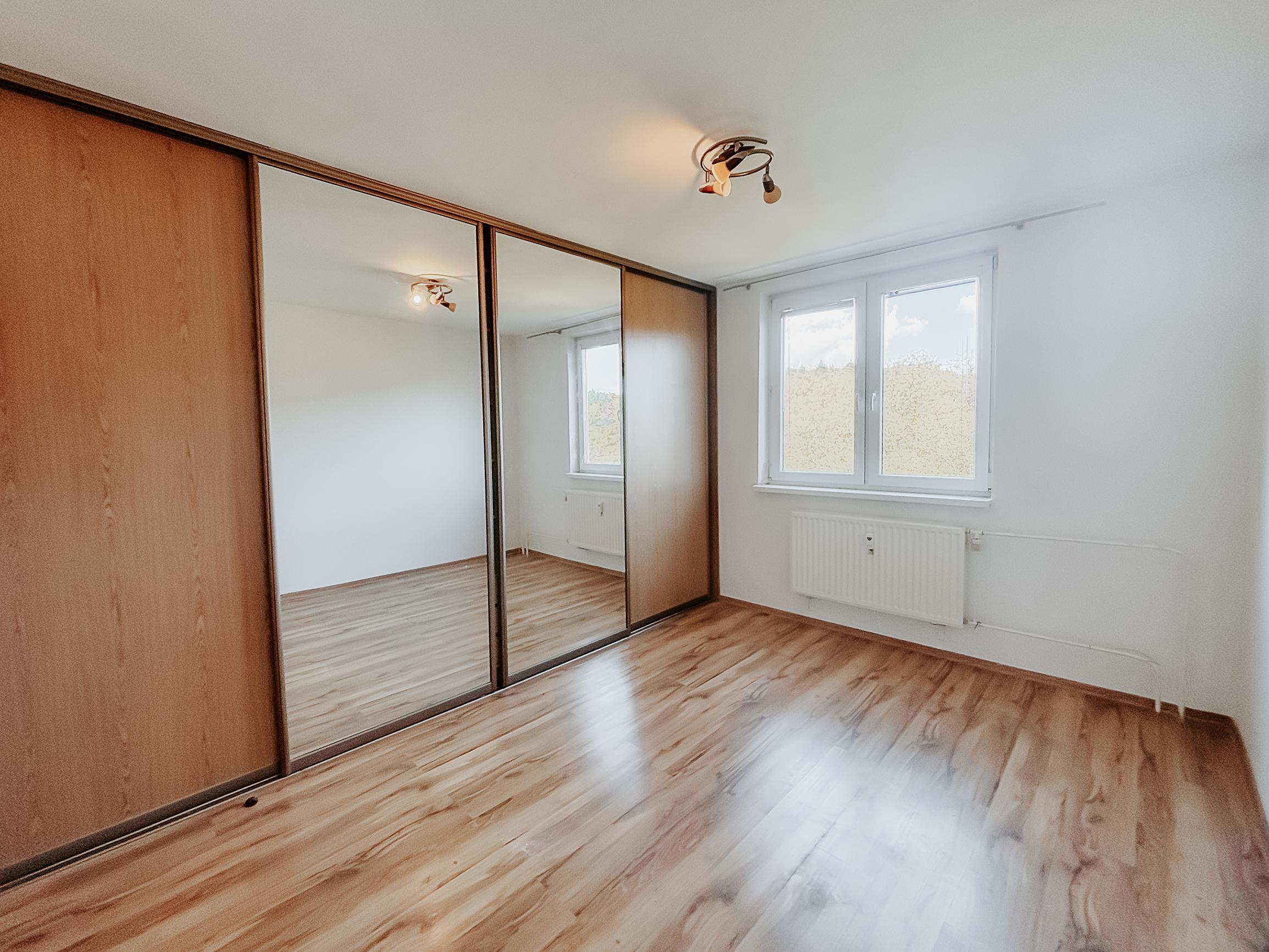 Ponúkame na PREDAJ 3-izbový byt blízko centra mesta Vranov nad Topľou