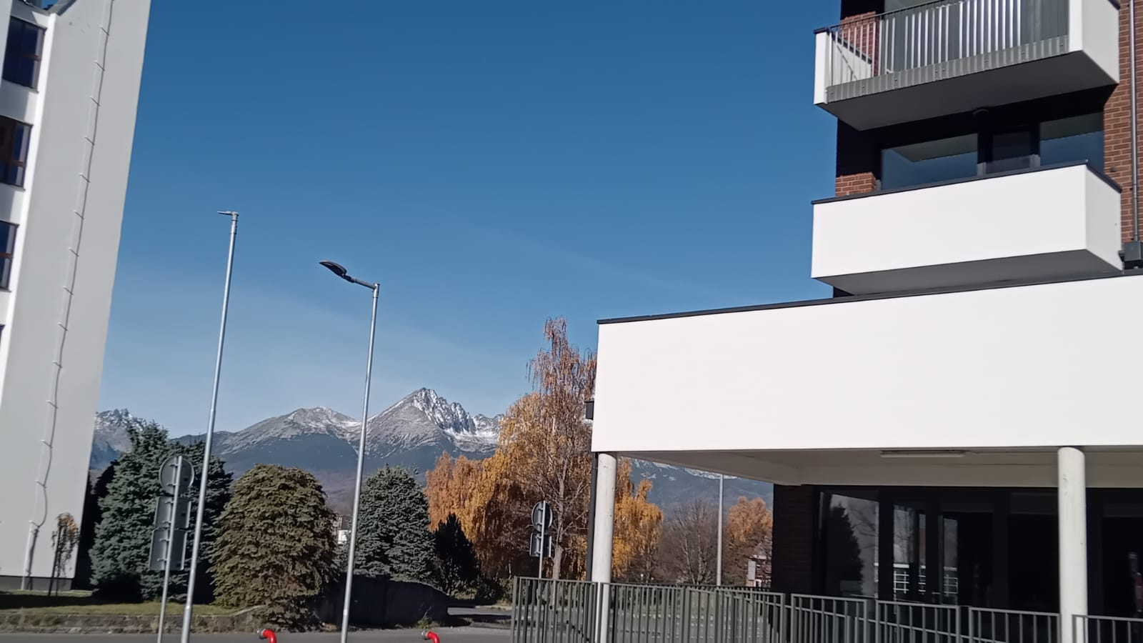 Nový 2-izbový byt s balkónom v novostavbe – Svit !