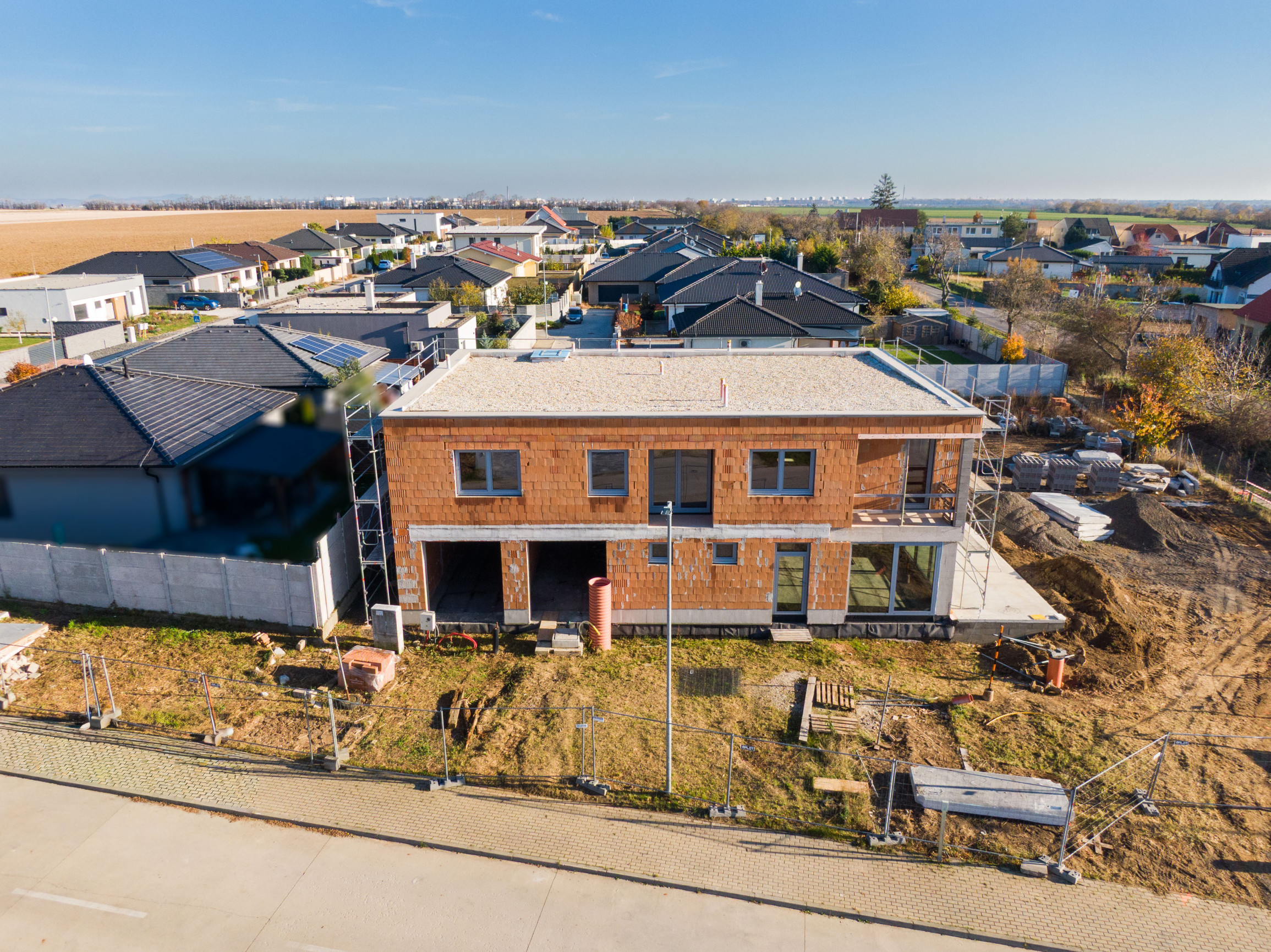 PREDAJ POLYFUNKČNEJ NOVOSTAVBY: JEDINEČNÉ SPOJENIE PODNIKANIA S MOŽNOSŤOU BÝVANIA