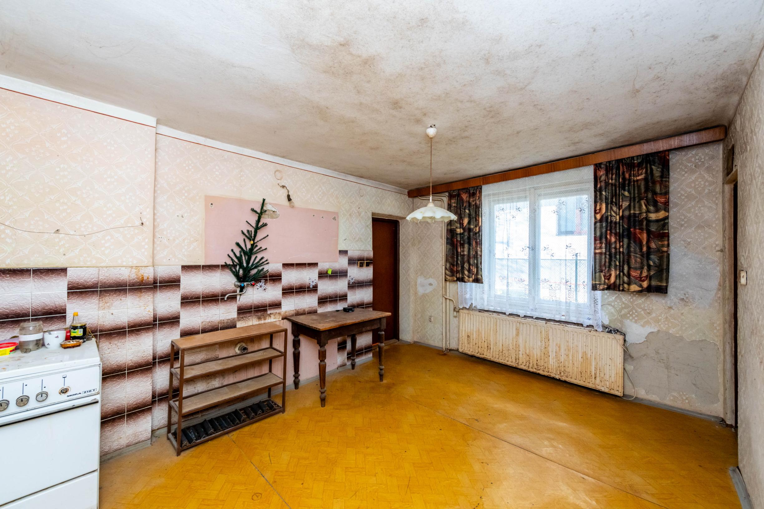 Exkluzívne na predaj rodinný dom v meste Humenné časť Dubník.