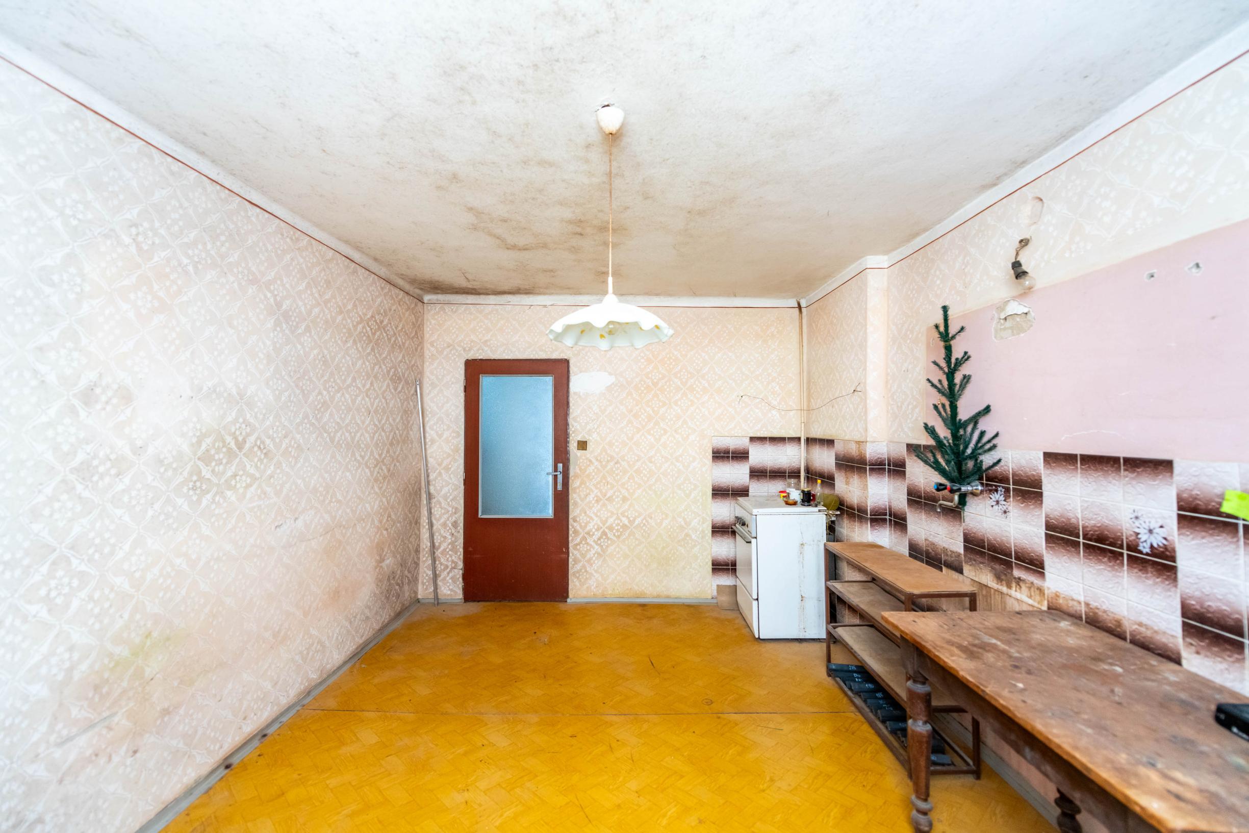 Exkluzívne na predaj rodinný dom v meste Humenné časť Dubník.