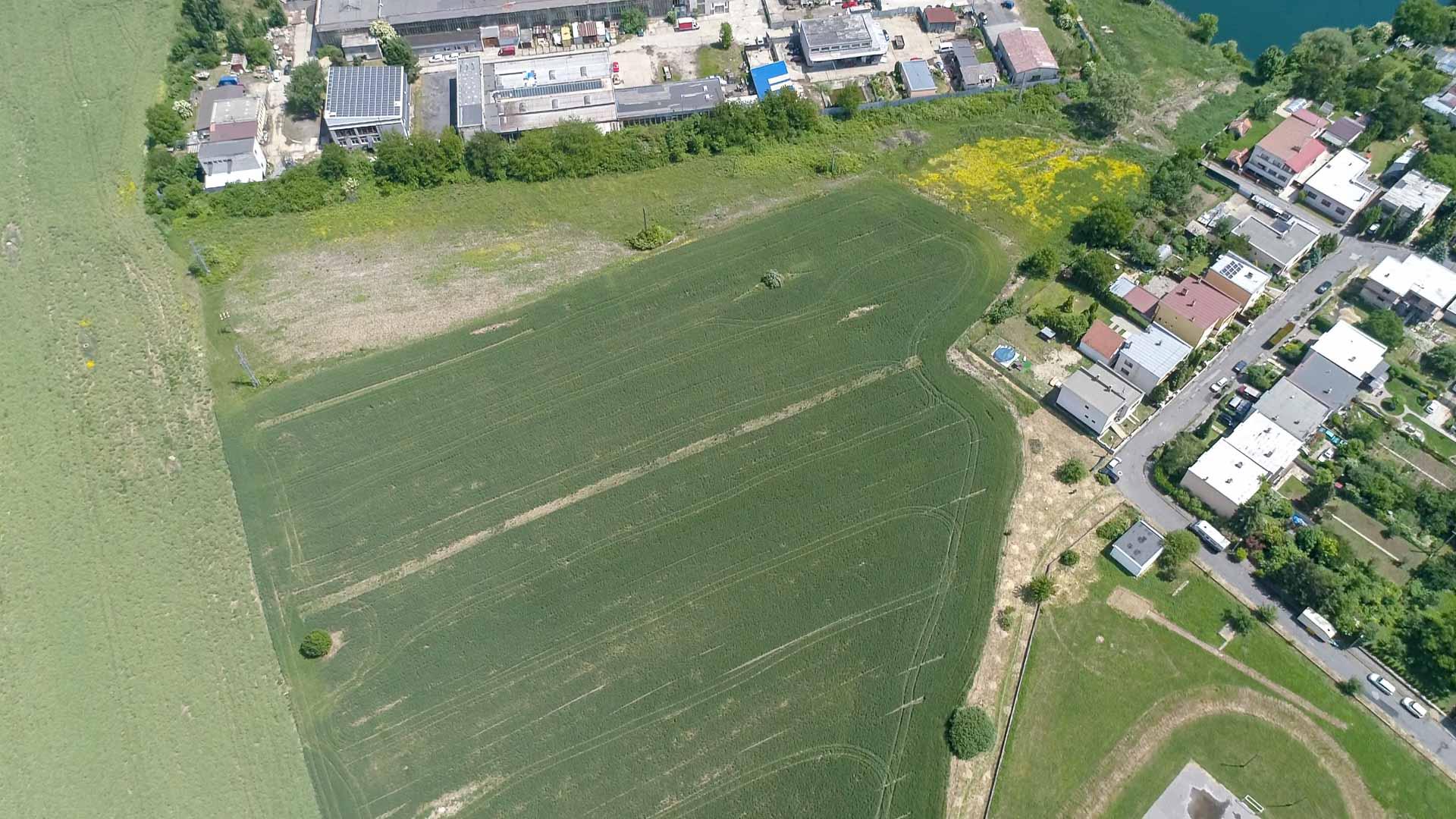 Rozsiahly 3ha stavebný pozemok v Lučenci