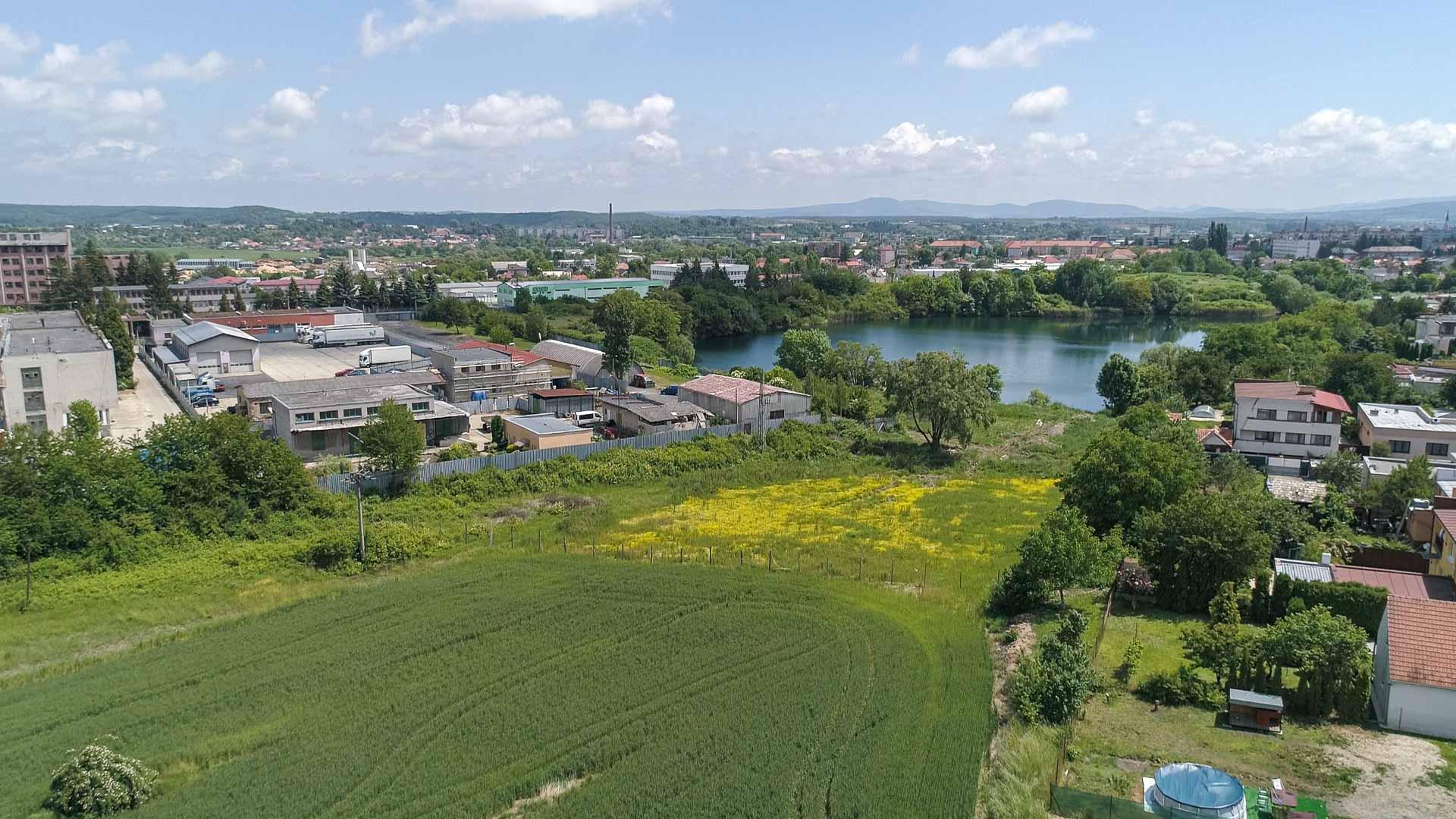 Rozsiahly 3ha stavebný pozemok v Lučenci