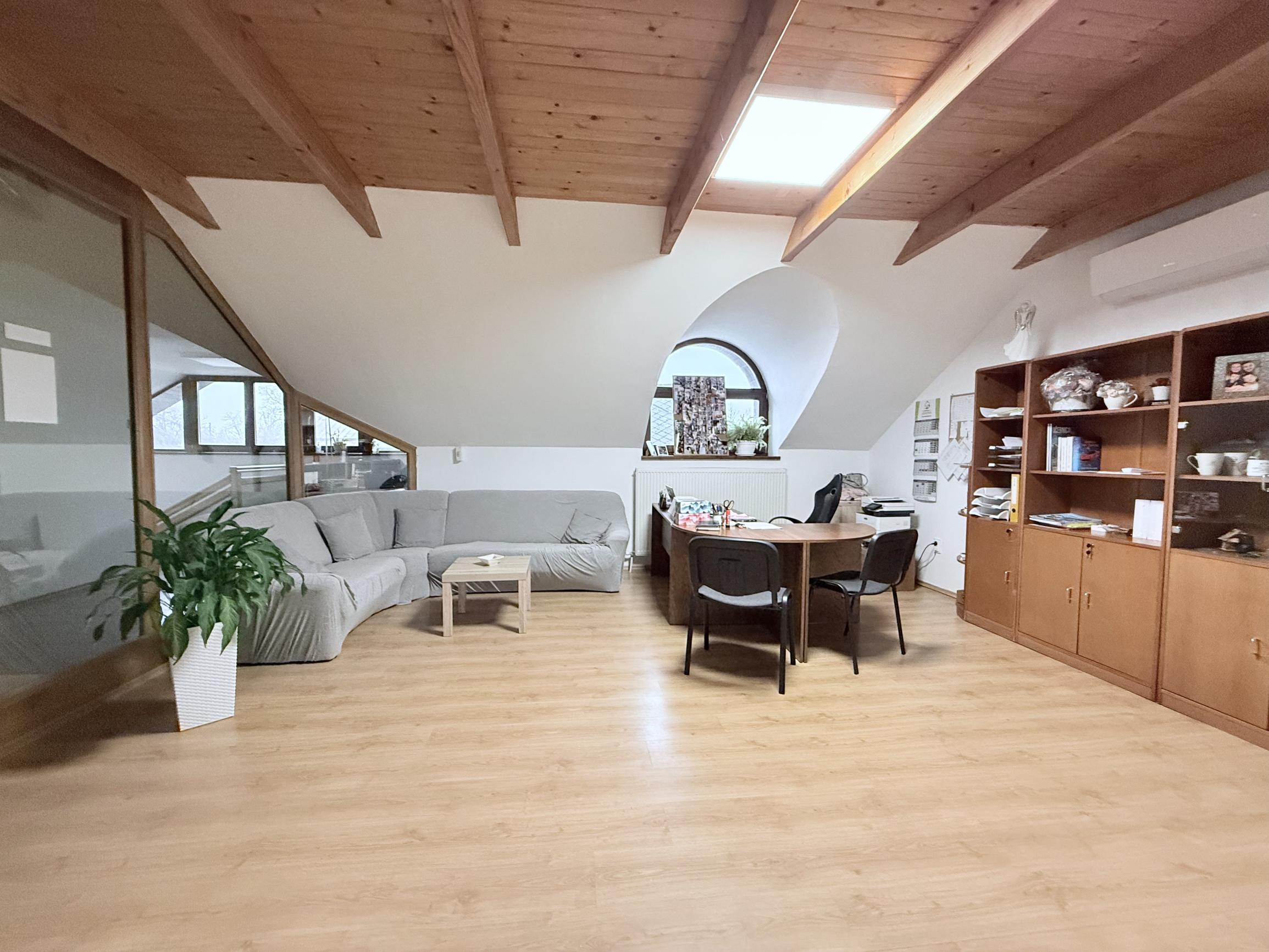 Na prenájom: reprezentatívne komerčné priestory v Čemernom – frekventovaná časť mesta Vranov nad Topľou