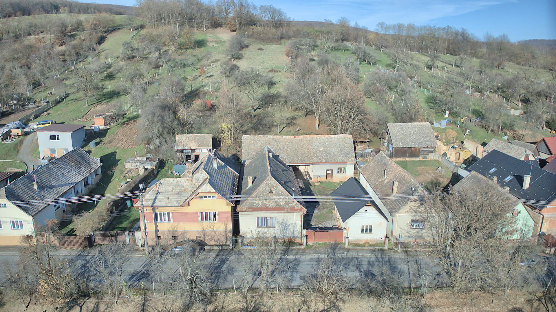 Cinobaňa - starší RD s pozemkom 4539m2