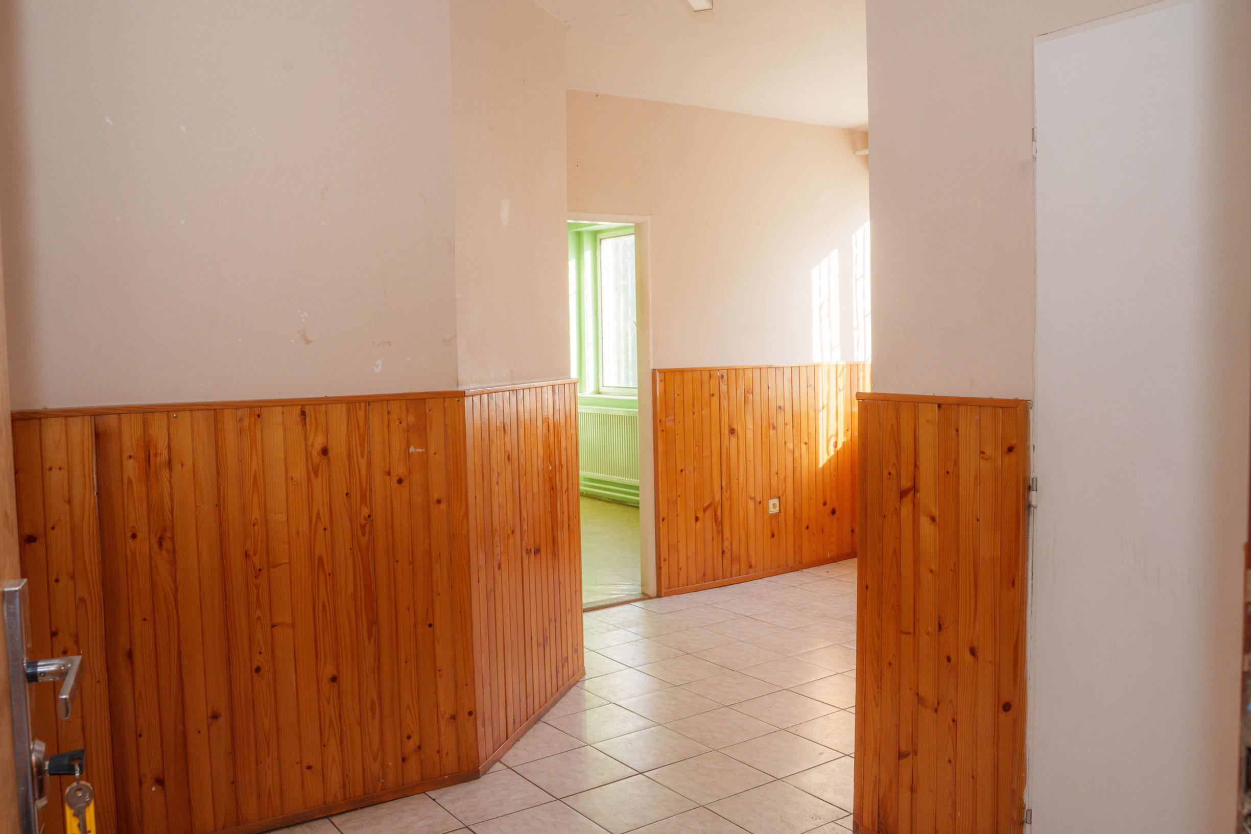 Ponúkame na predaj nebytové priestory o rozlohe 80m2 v centre mesta Veľké Kapušany