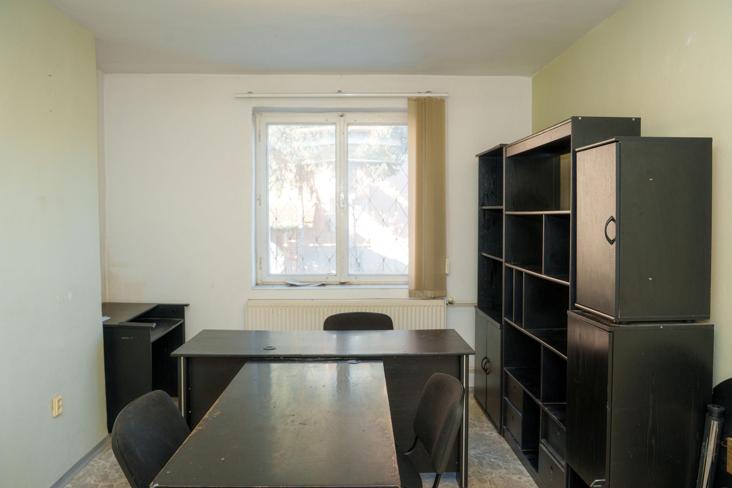 Ponúkame na predaj nebytové priestory o rozlohe 80m2 v centre mesta Veľké Kapušany