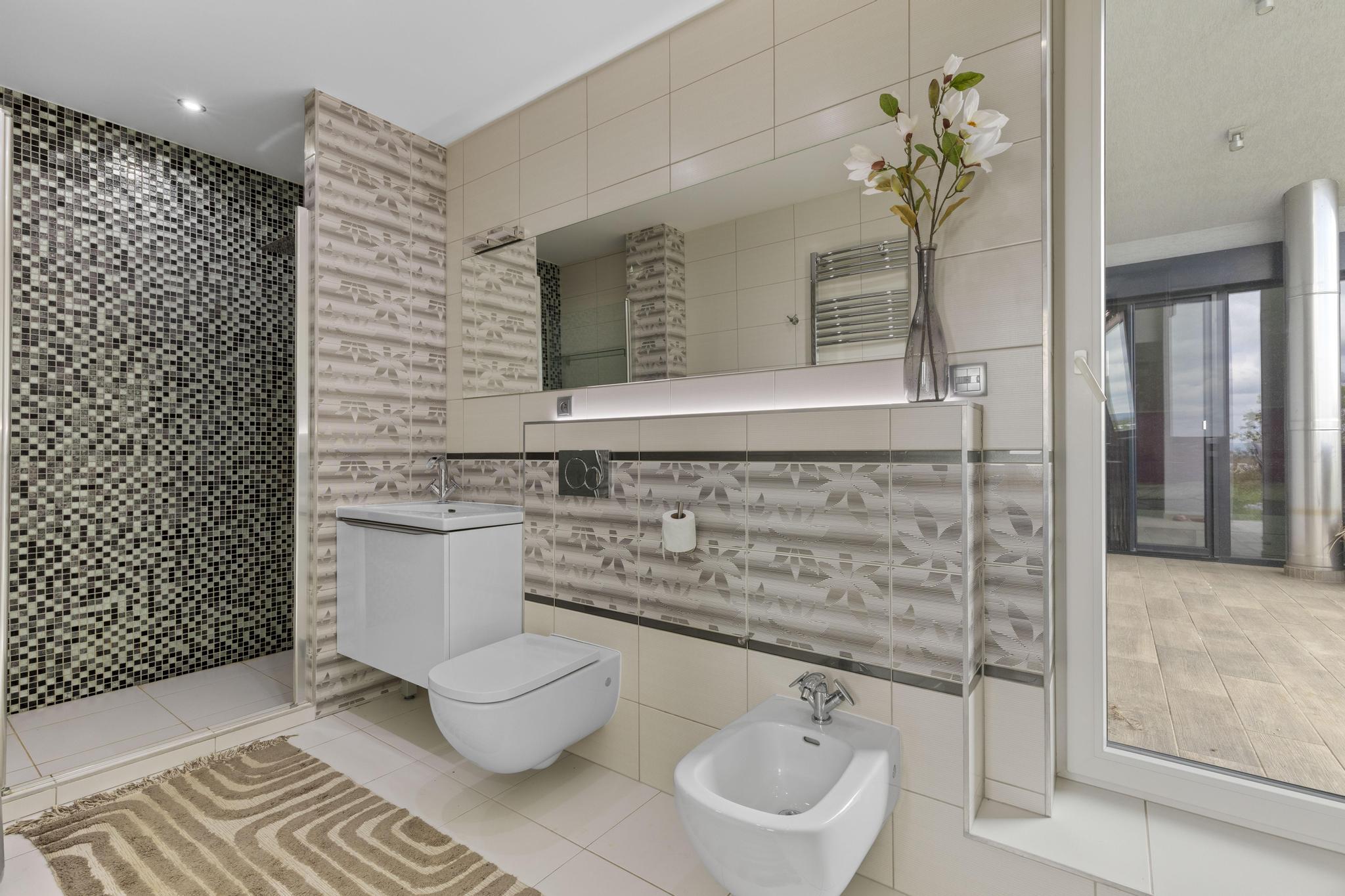 Na predaj moderný rodinný dom, ponúkajúci komfortné a nadštandardné  bývanie