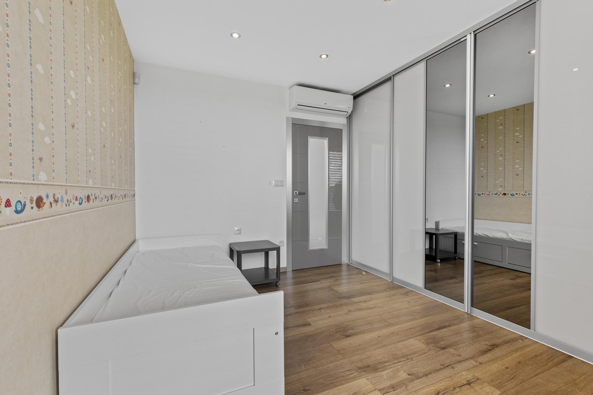 Na predaj moderný rodinný dom, ponúkajúci komfortné a nadštandardné  bývanie