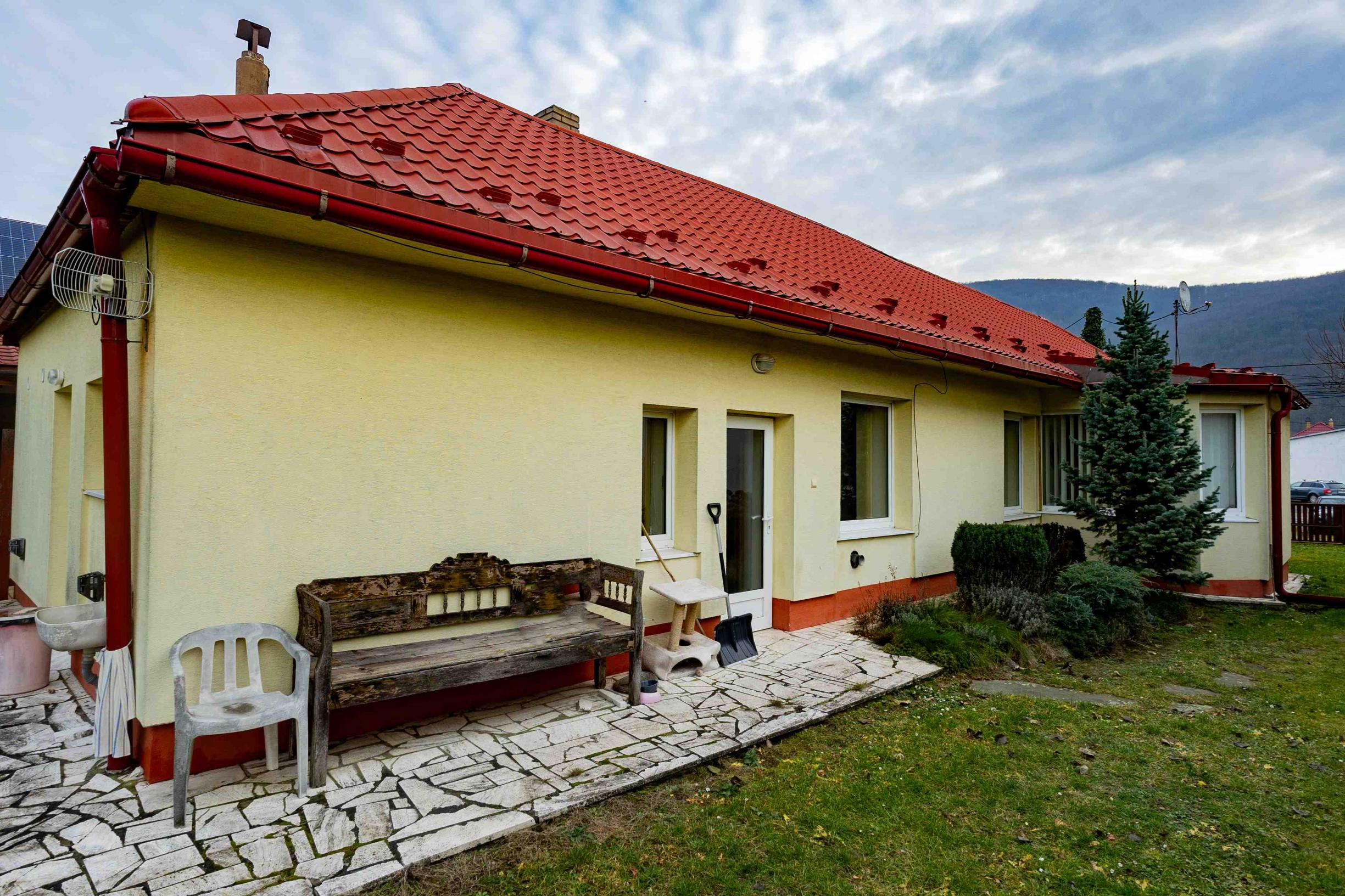 Exkluzívne Vám ponúkame na prenájom rodinný dom v Adidovciach