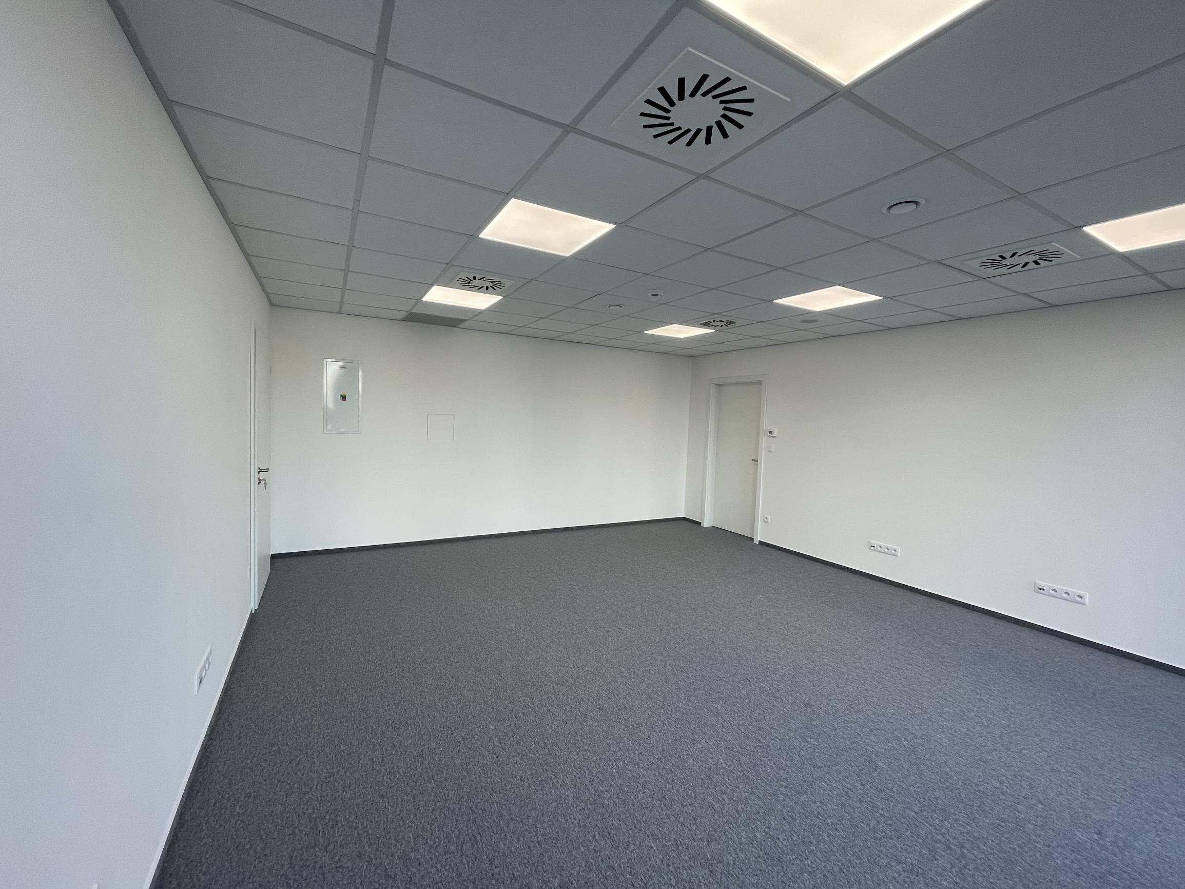 Nebytový priestor v business centre DUETT II o výmere 98,74m2 na 1.poschodí.