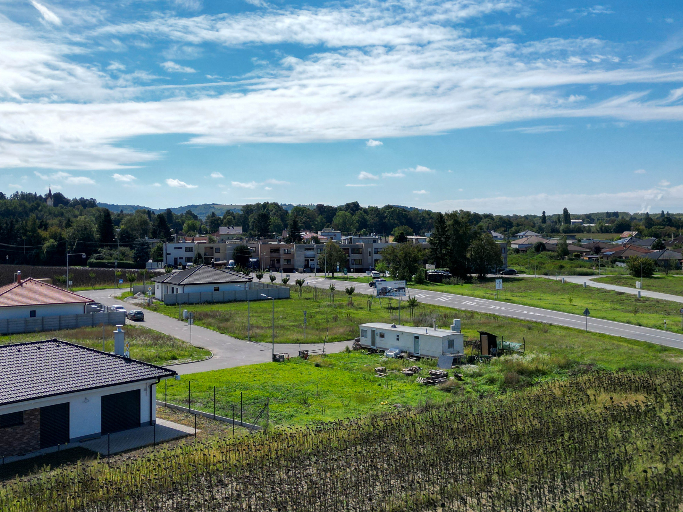 Na predaj  pozemok v obci Moravany nad Váhom