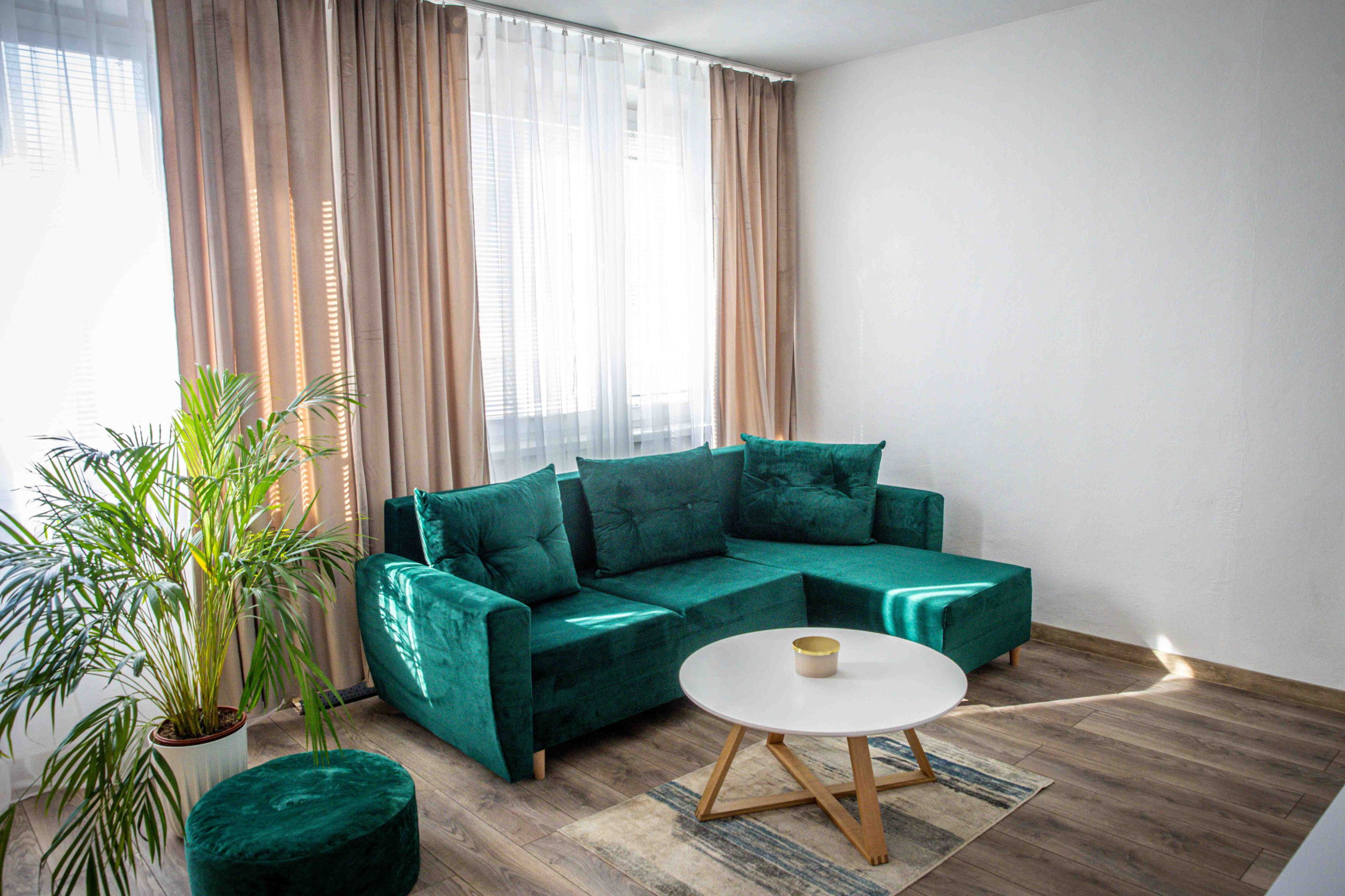 Exkluzívne Vám ponúkame na prenájom  zariadený 1,5 izbový byt v Humennom