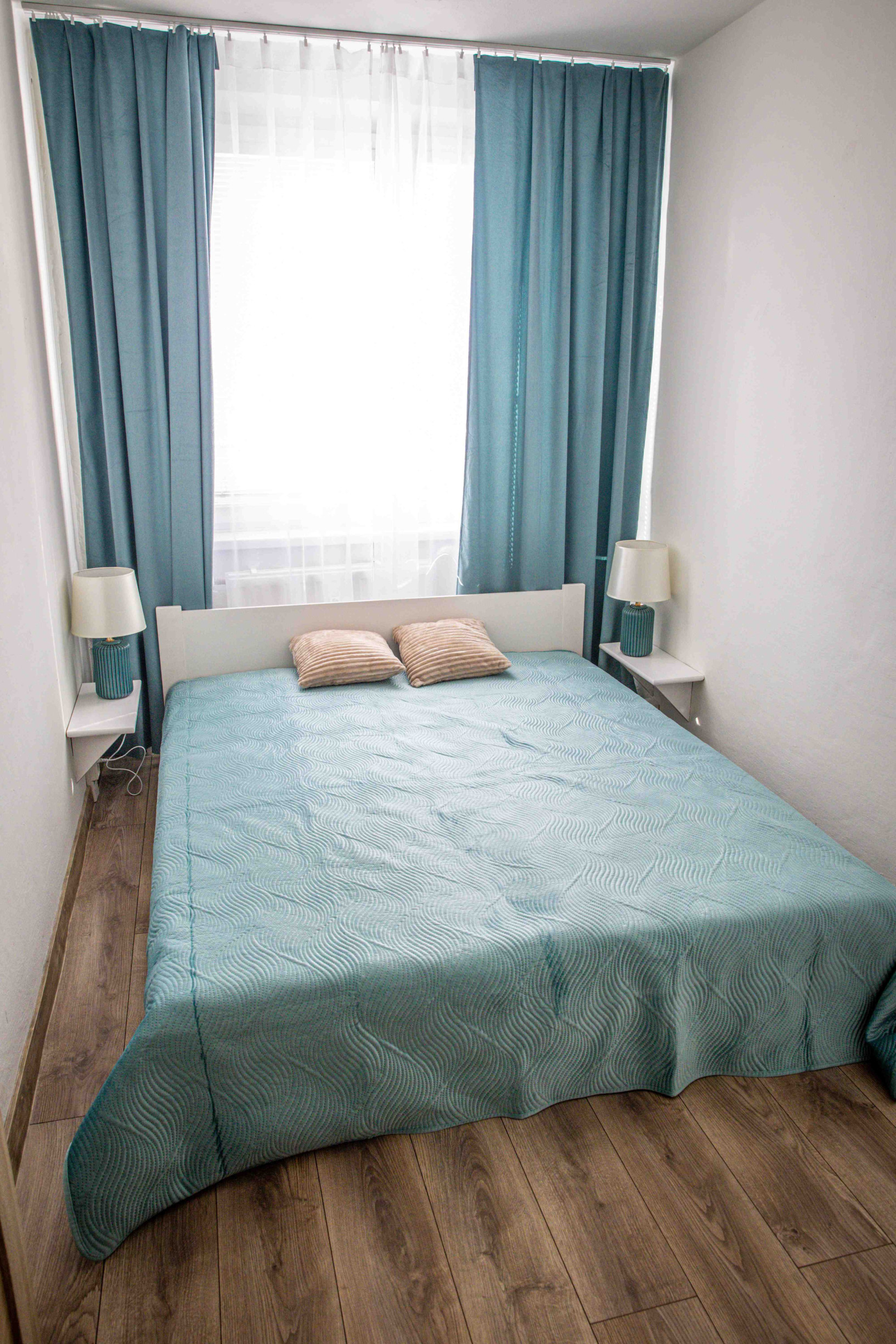 Exkluzívne Vám ponúkame na prenájom  zariadený 1,5 izbový byt v Humennom