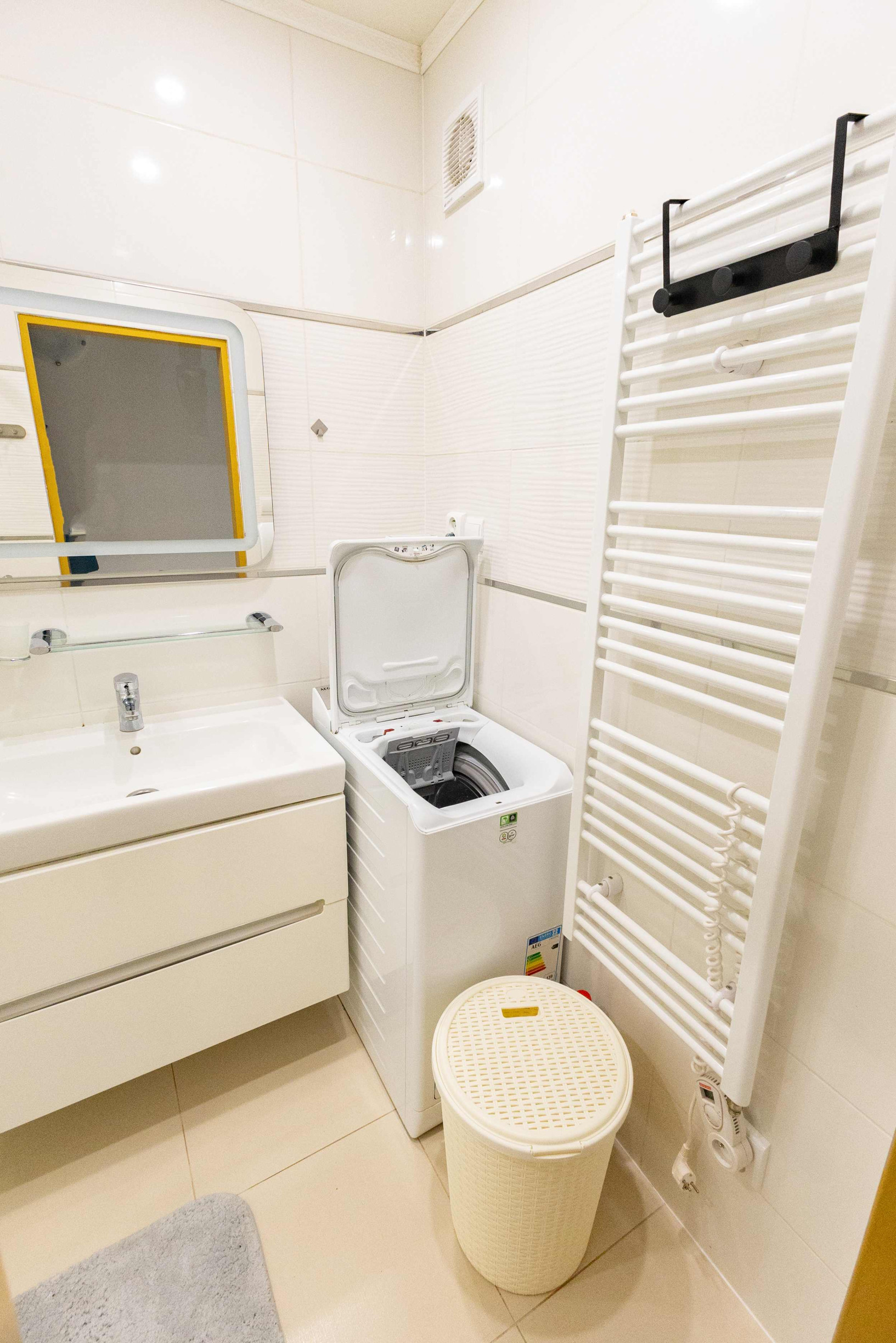 Exkluzívne Vám ponúkame na predaj 3 izbový byt  v Humennom