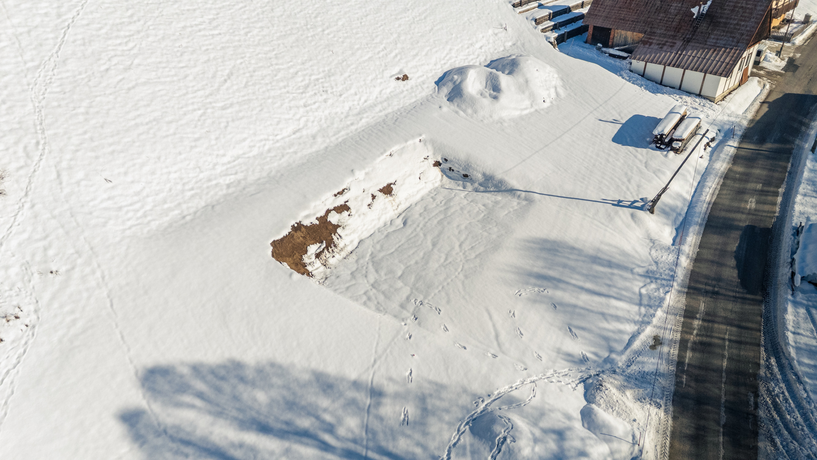 Stavebný pozemok s projektom na 5izbovú chatu a platným stavebným povolením