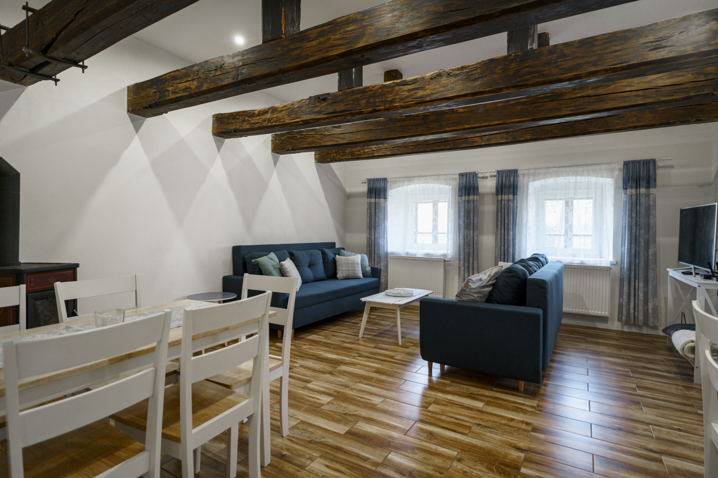 REZERVOVANÉ - Na predaj rodinný dom po kompletnej rekonštrukcii pri Kolpašskom jazere, Banský Studenec - Kolpachy, okres Banská Štiavnica