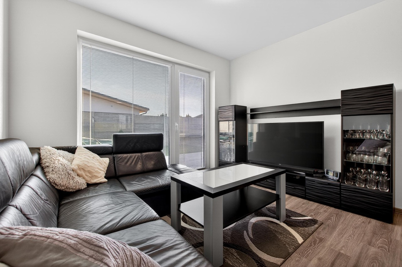 Predaj 4-izbový rodinný dom, novostavba, pozemok 302 m2, Láb, Malacky