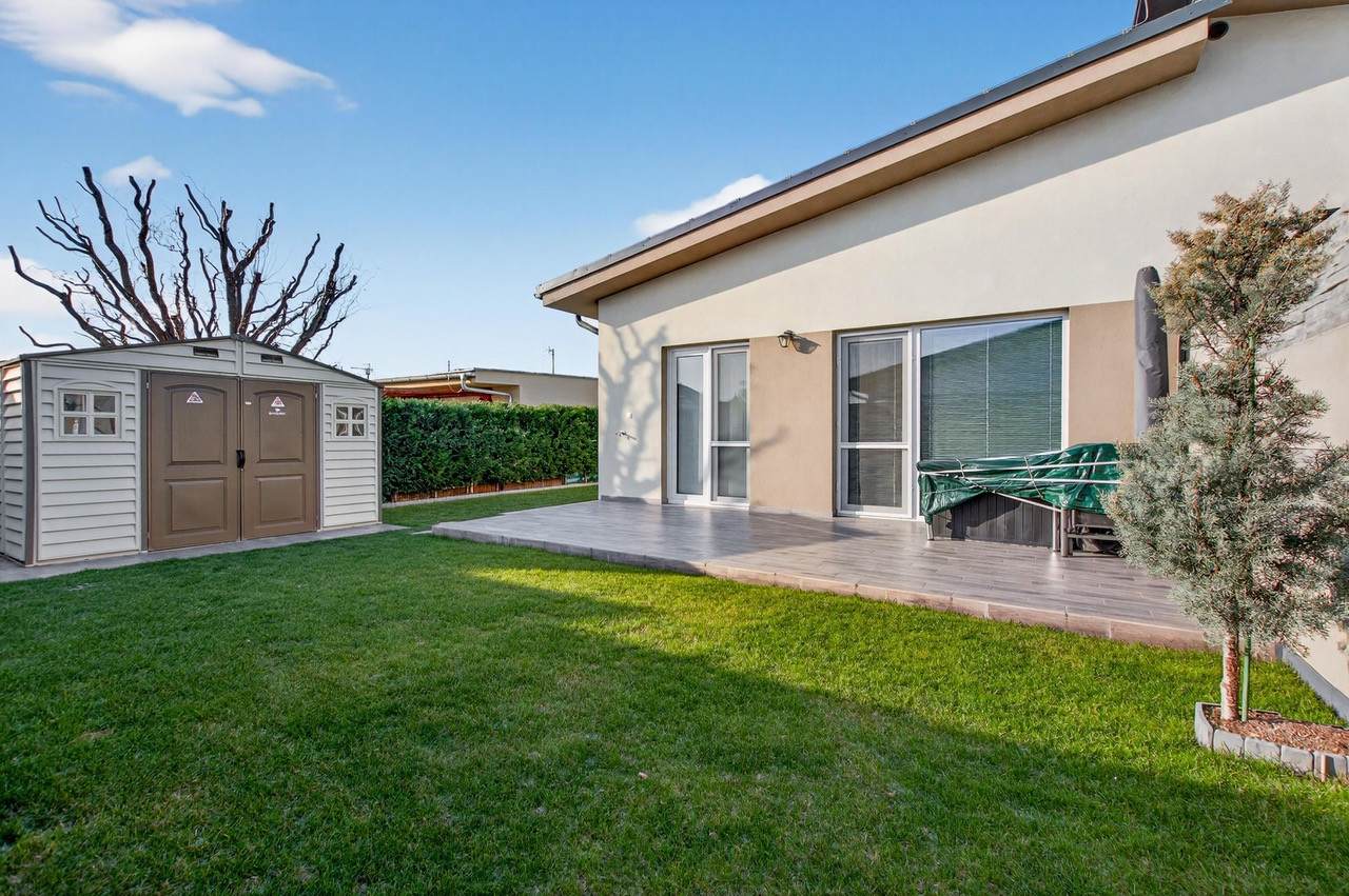 Predaj 4-izbový rodinný dom, novostavba, pozemok 302 m2, Láb, Malacky