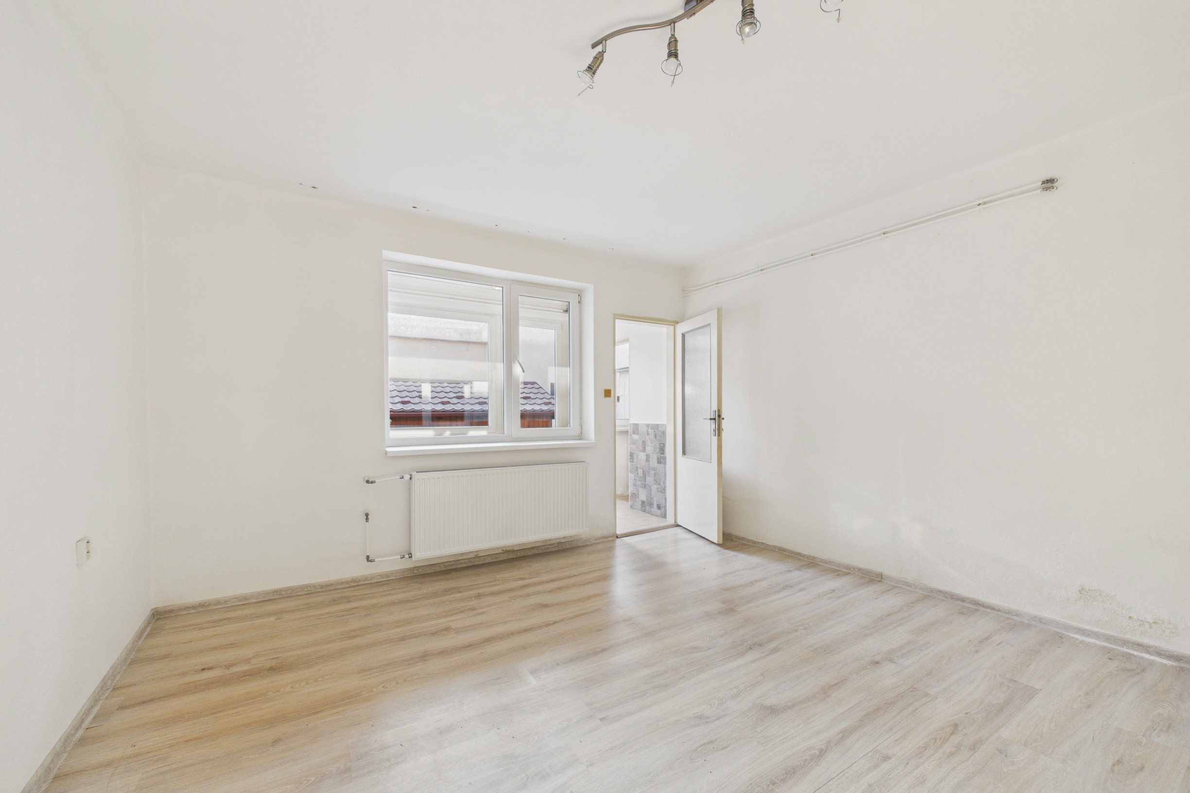 Predaj rodinný dom v Trebaticiach – bývanie s potenciálom len pár minút od Piešťan