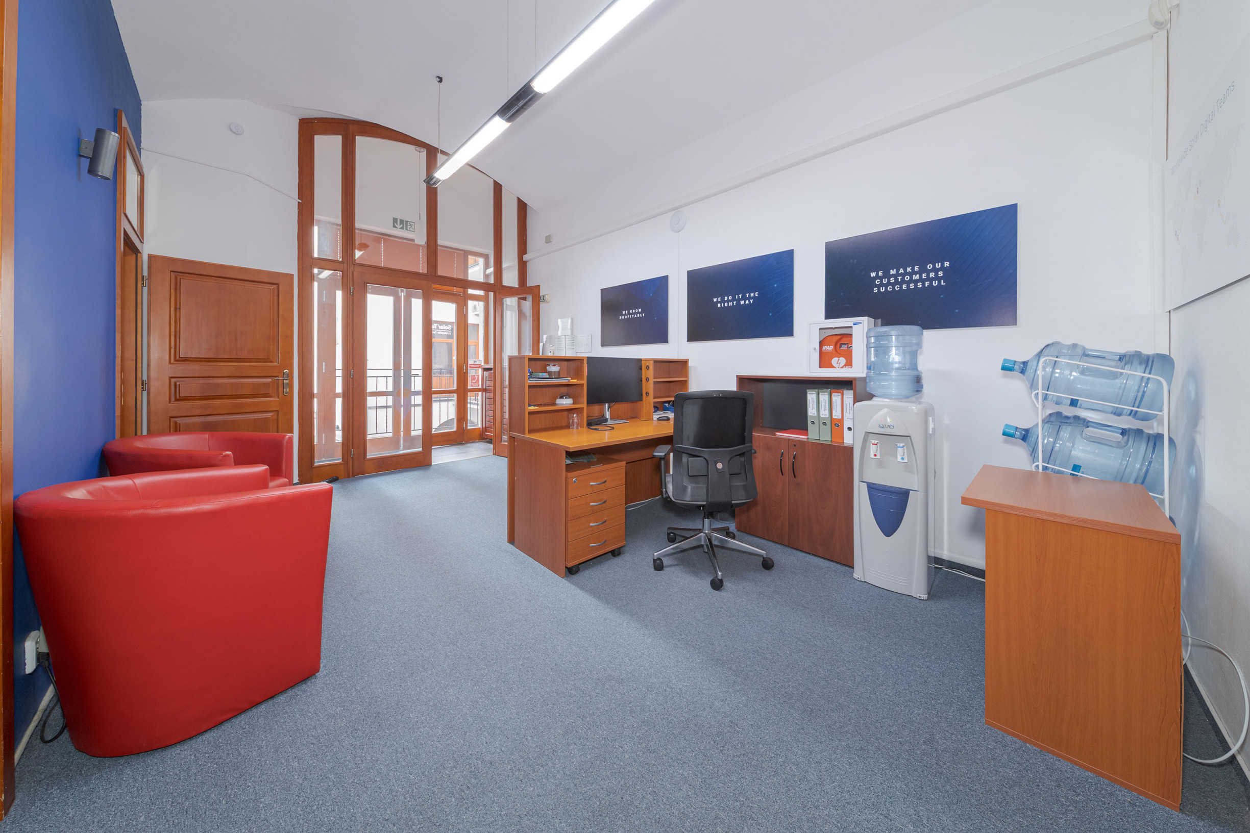 Reprezentatívne kancelárske priestory, prenájom, 303 m2, klimatizácia, parking v uzavretom dvore, Kováčska, Košice